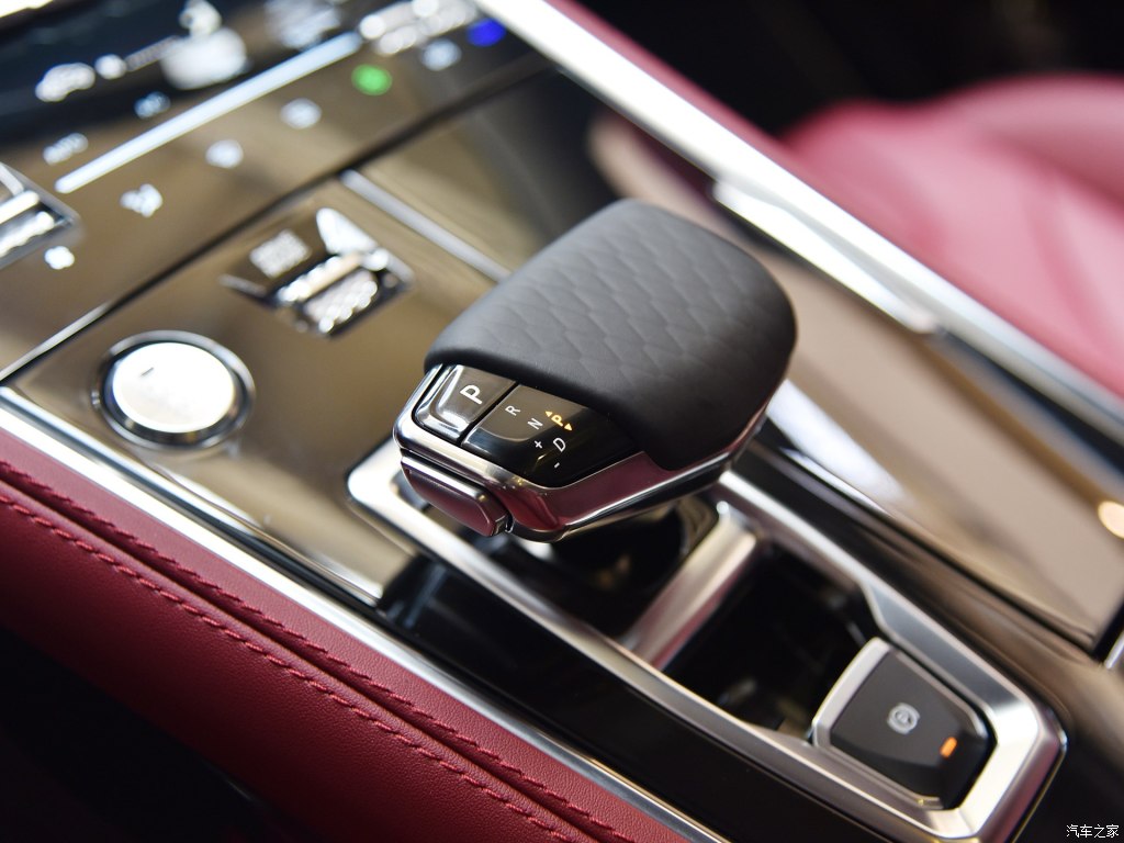 changan cs85 coupe crossover unveiled 90 Changan CS85 Coupe Crossover Looks Like The Lovechild Of A BMW X4 And A VW Touareg