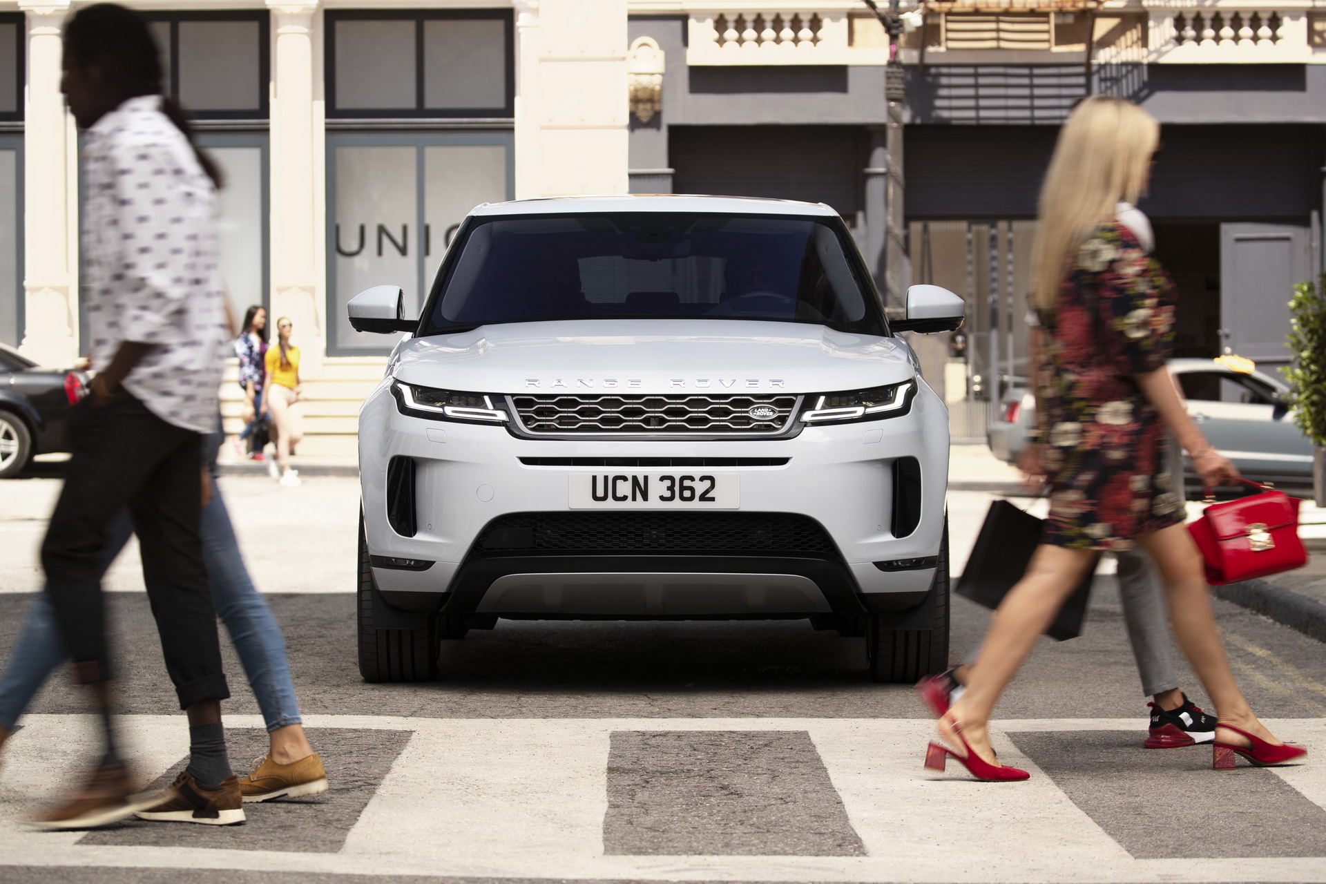 2020 Range Rover Evoque 55 2020 Range Rover Evoque Is A Baby Velar In A Short Skirt (Live Gallery)