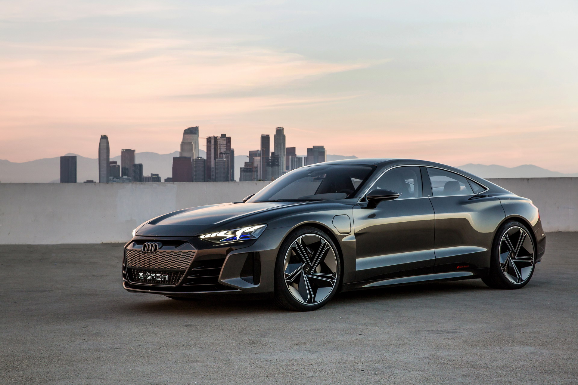 Audi e-tron GT Concept 5 Audi Confirms 3 Production E-Trons By 2020, Says It Will Only Show Electrified Cars In Geneva
