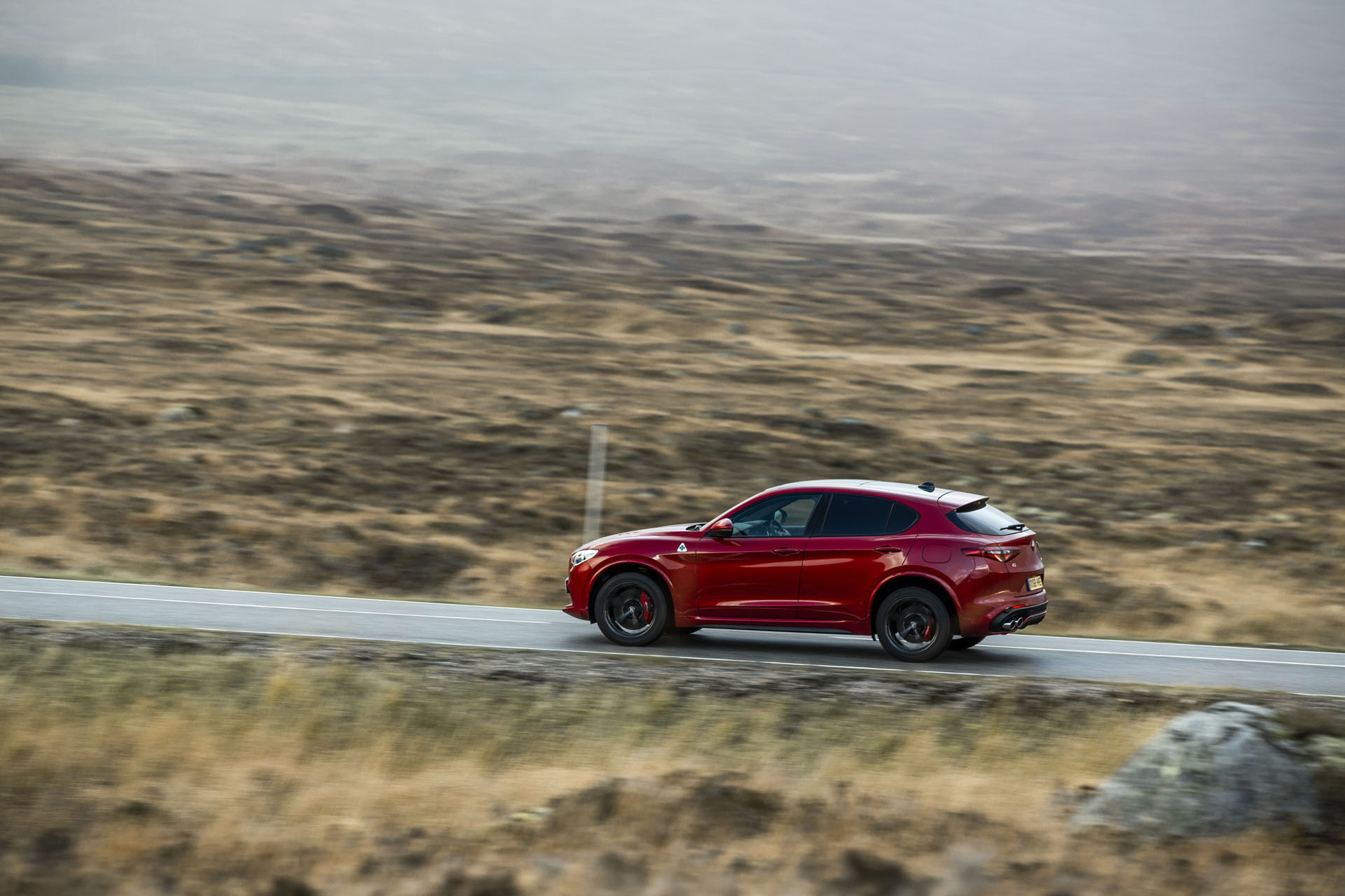 2019-alfa-romeo-stelvio-quadrifoglio-05 Start Your Morning Off Right With 125 Photos Of The Alfa Romeo Stelvio Quadrifoglio