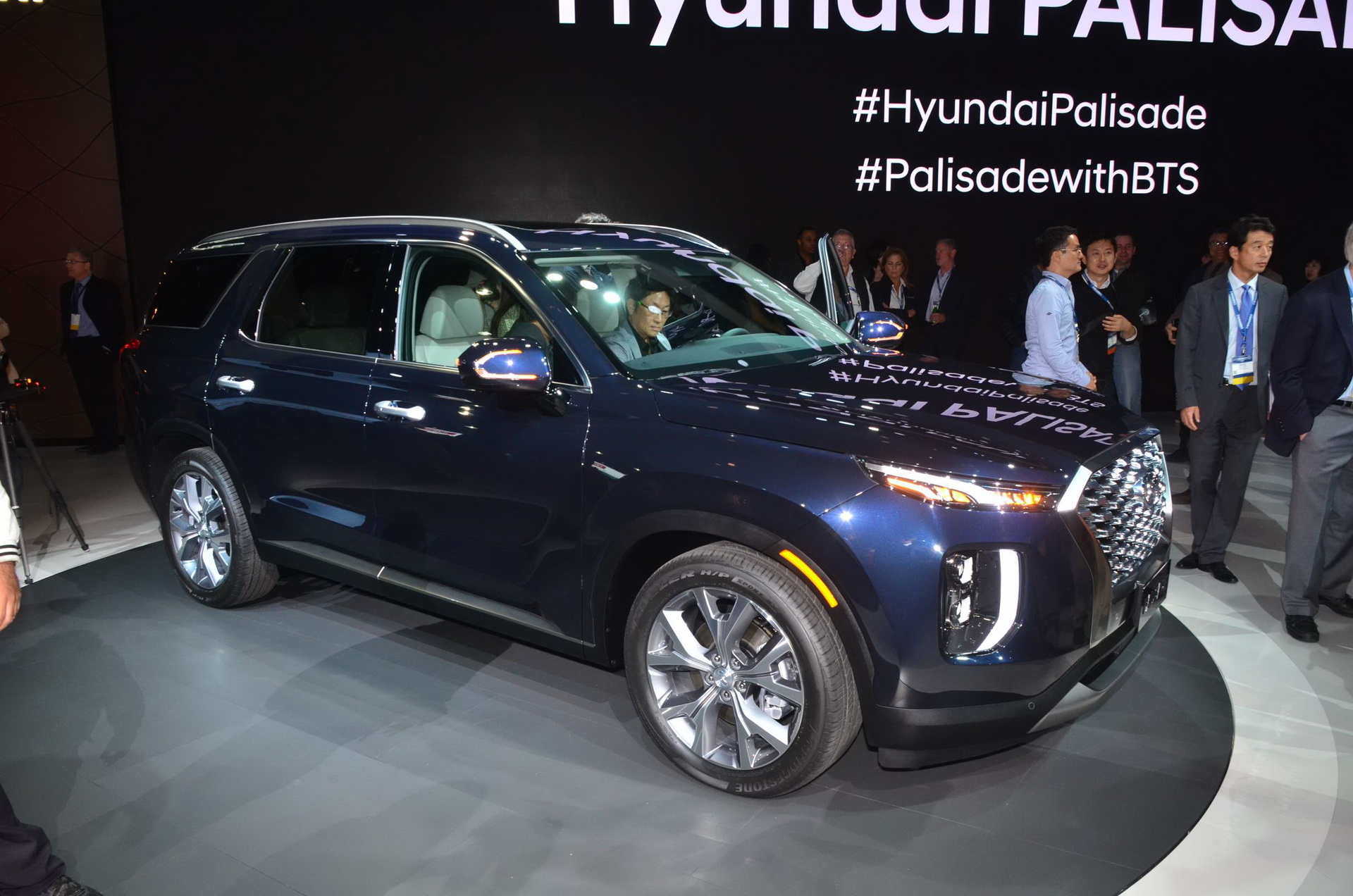 hyundai palisade la live pics 3 Hyundai’s New Palisade SUV Is What The VW Atlas Should Have Been
