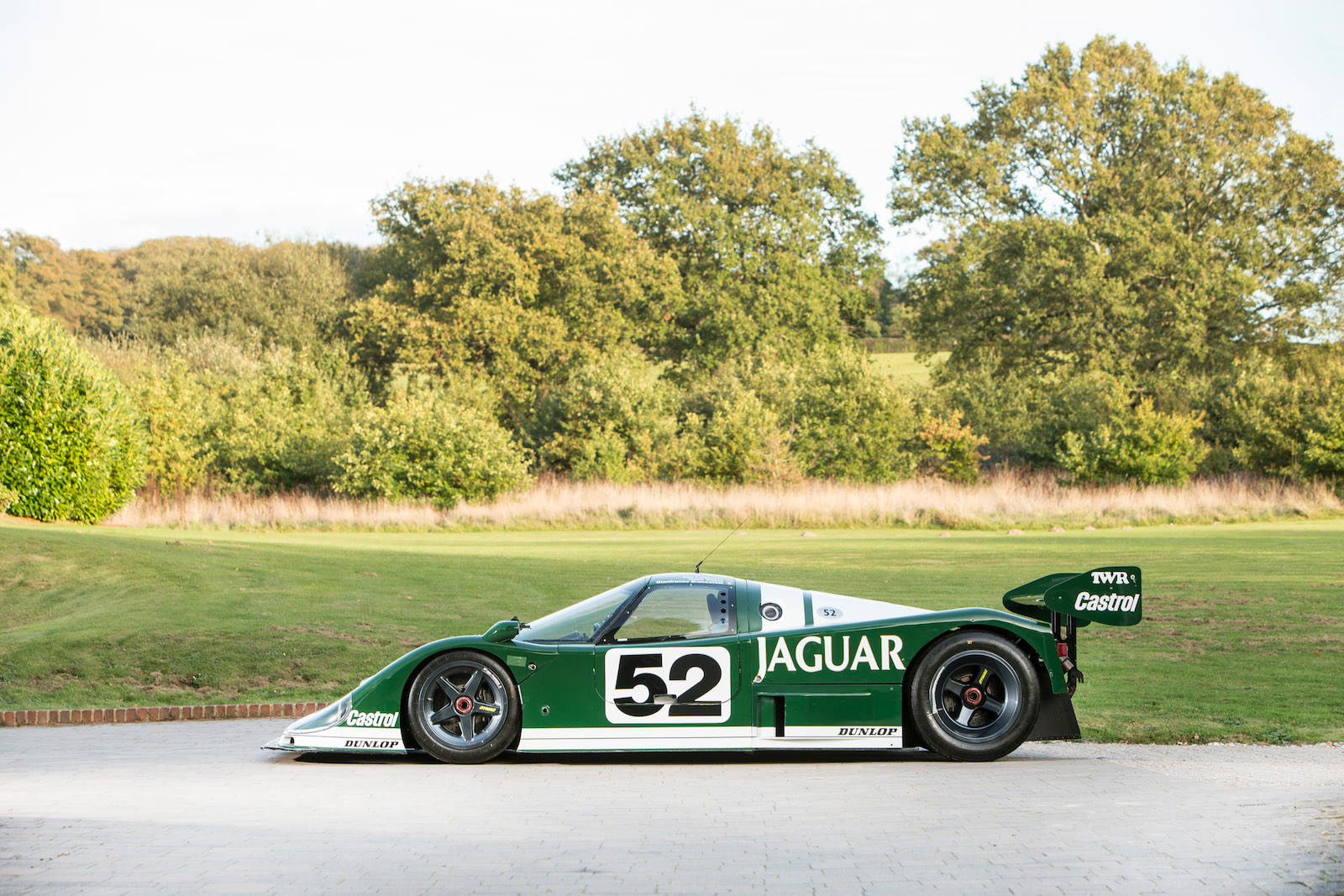 1985-jaguar-xjr6-03 Bonhams May Have Just Made Our Jaguar-Racer Decision Even Harder