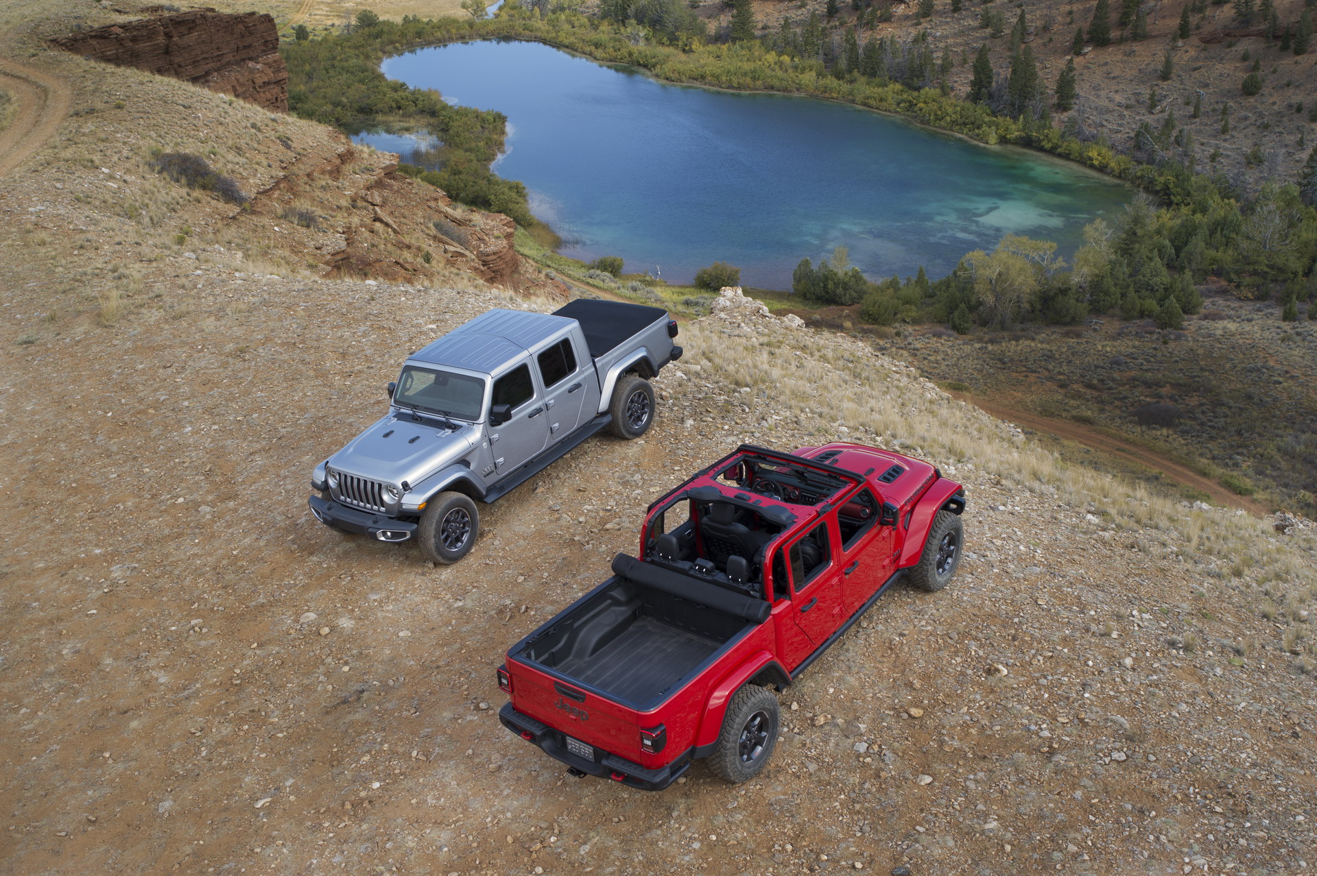 2020 Jeep Gladiator Truck 191 2020 Jeep Gladiator Just Can’t Wait To Tackle Some Off-Road Trails