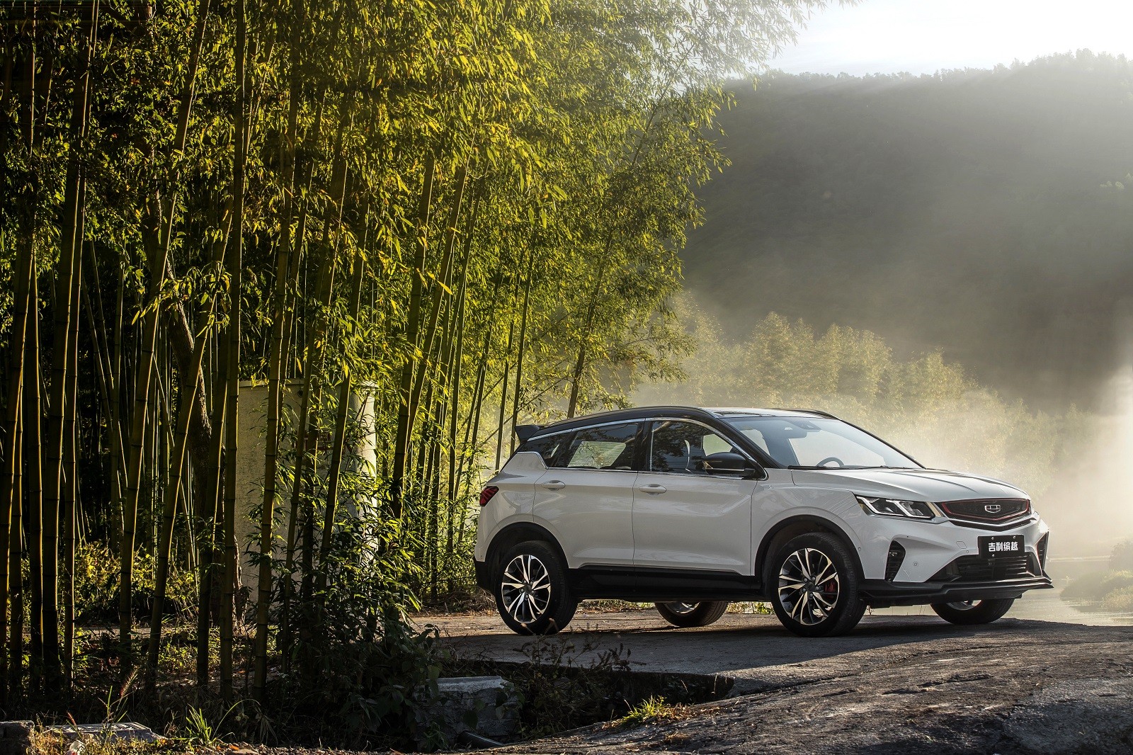 Geely Bin Yue-10 Geely Says Its New Bin Yue Crossover Has A Star Wars Inspired Interior