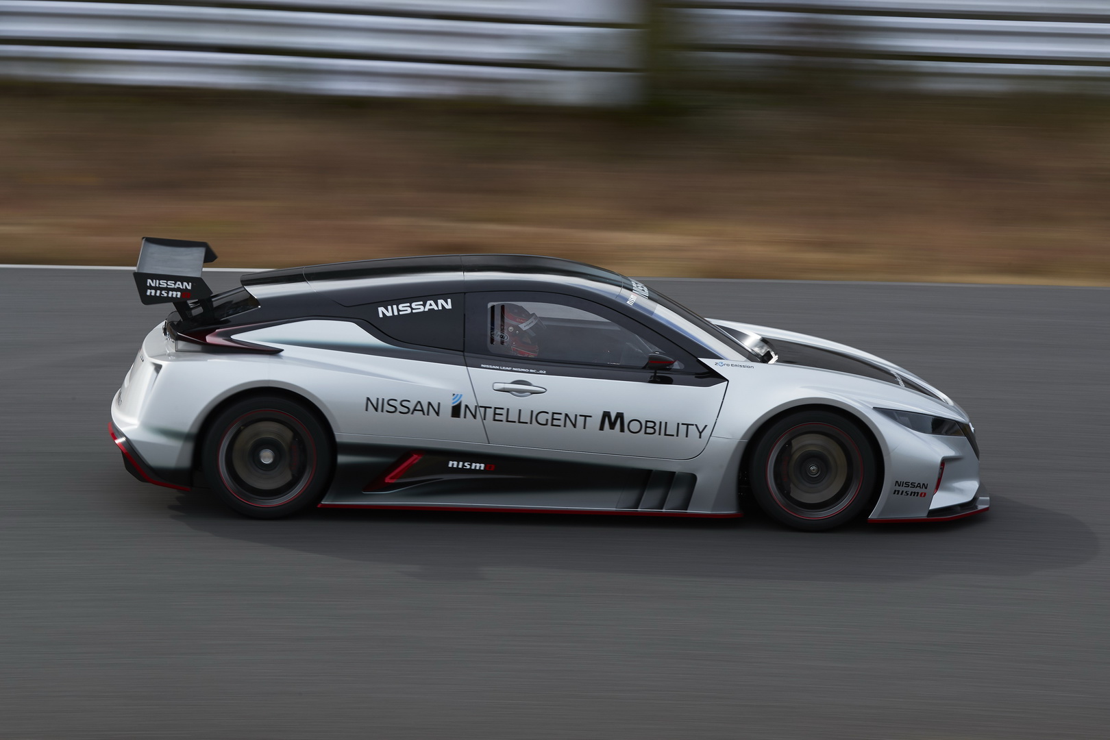 2018 LEAF NISMO RC 22 New Nissan Leaf Nismo RC Debuts With Carbon Monocoque, 322HP