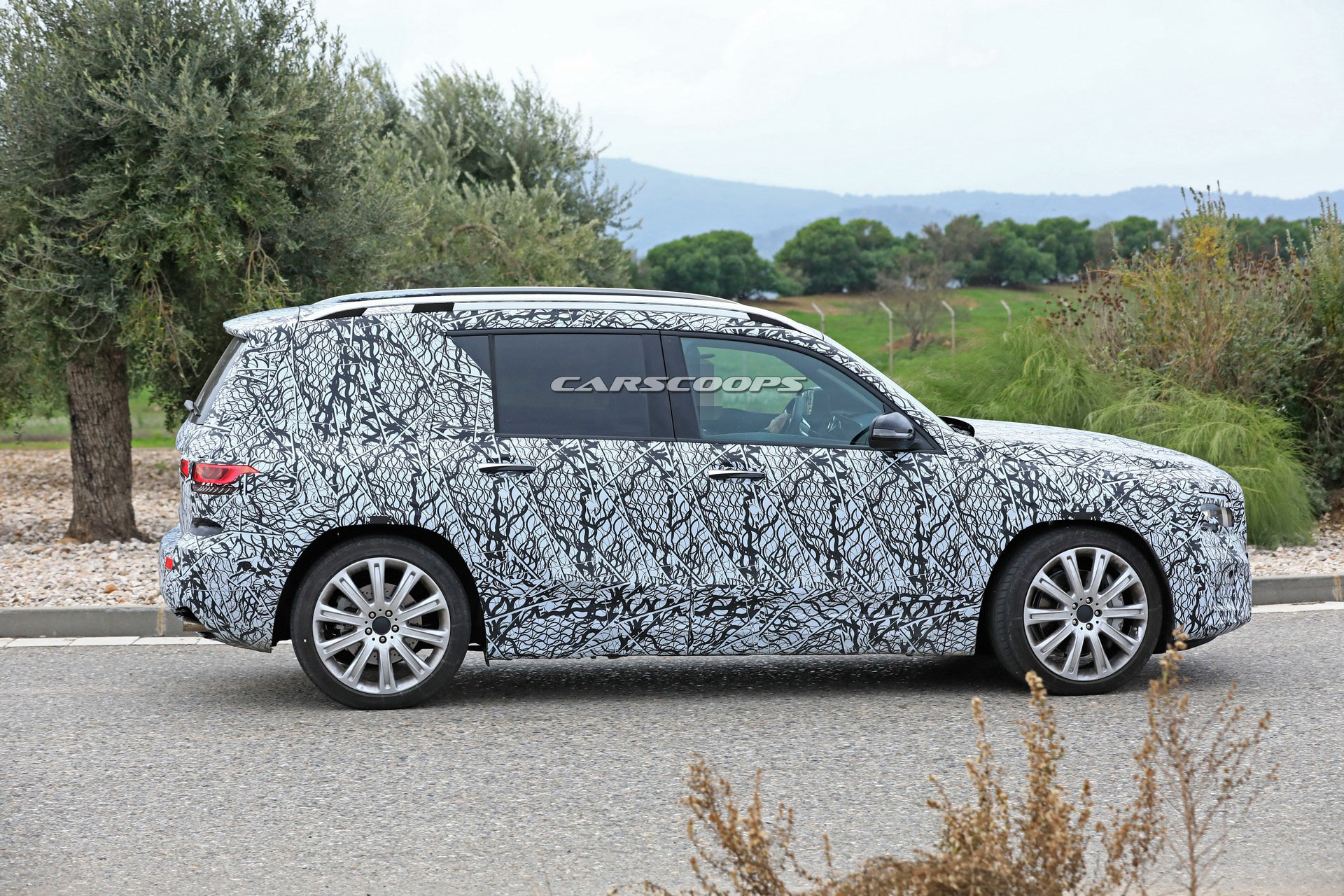 Mercedes-AMG-GLB-35-5 Mercedes-AMG GLB 35 Caught Testing Its 301 HP Turbo Four Engine