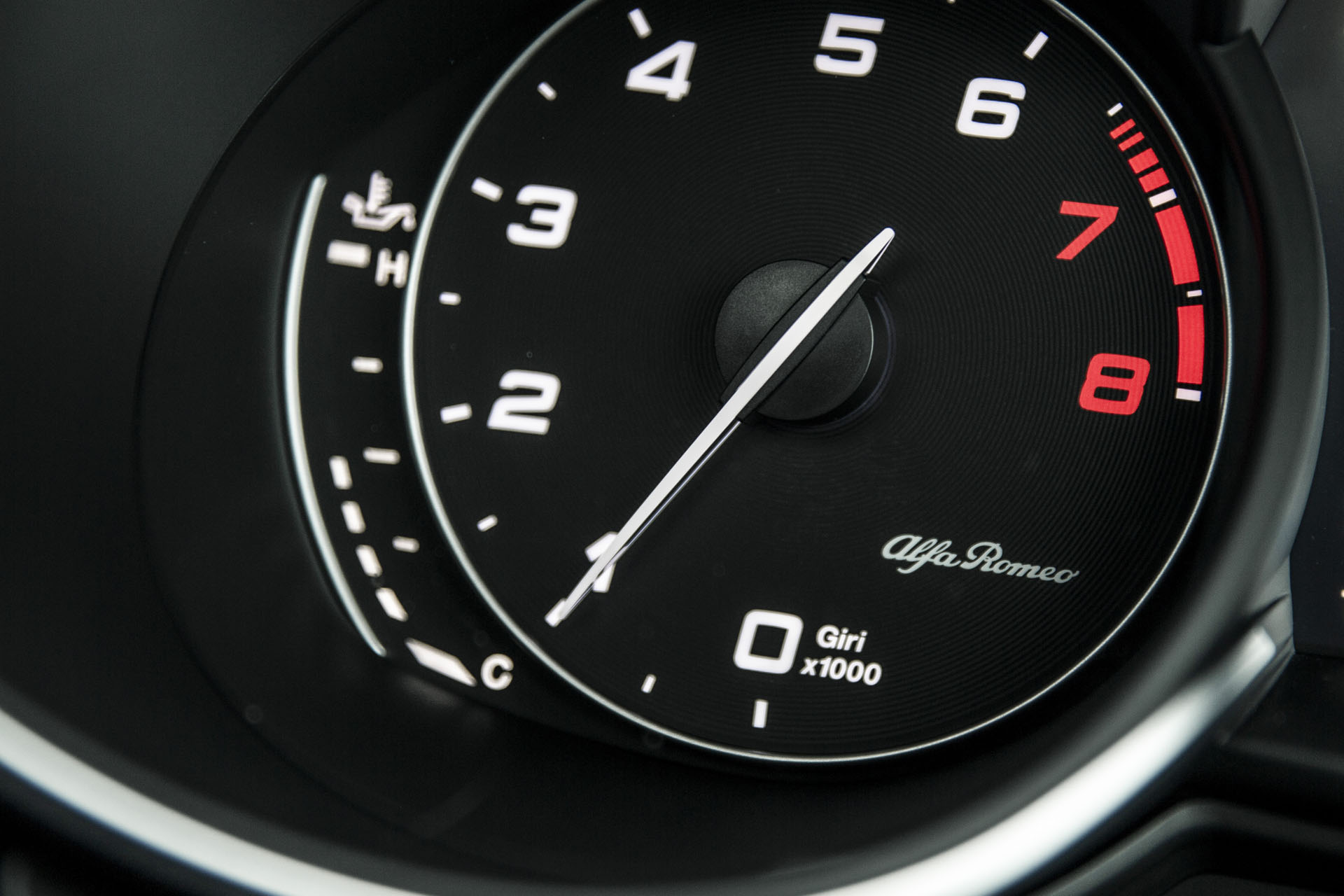 2019-alfa-romeo-stelvio-quadrifoglio-71 Start Your Morning Off Right With 125 Photos Of The Alfa Romeo Stelvio Quadrifoglio