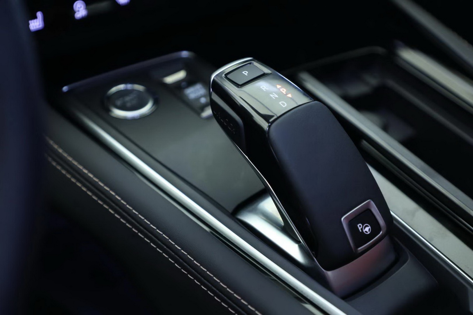 2019 peugeot 508l 13 New Peugeot 508 Gets Stretched In China, Becomes The Dongfeng Peugeot 508L