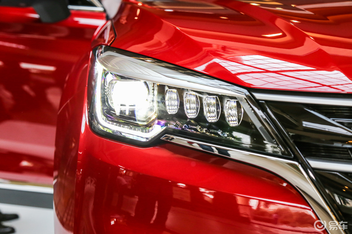 changan cs85 coupe crossover unveiled 20 Changan CS85 Coupe Crossover Looks Like The Lovechild Of A BMW X4 And A VW Touareg