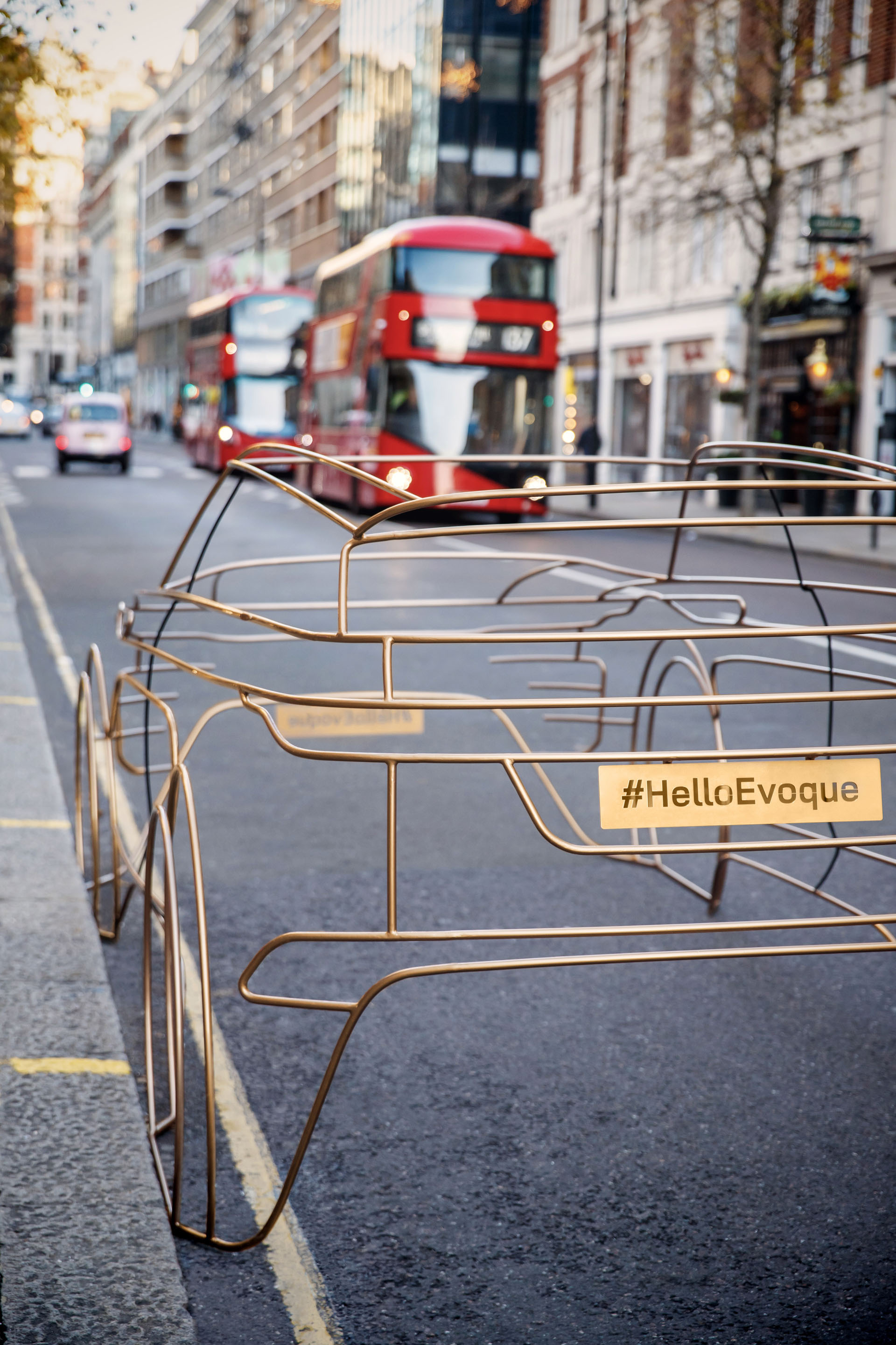 range-rover-evoque-wireframe-01 Land Rover Artfully Previews The Next-Gen Evoque Ahead Of Upcoming Debut