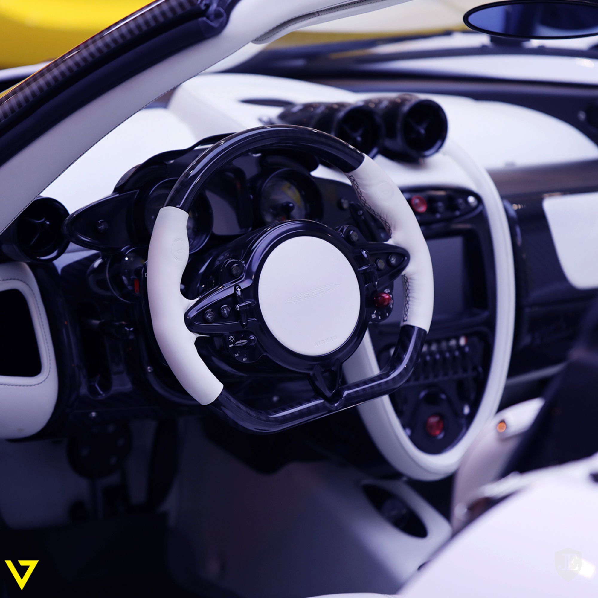 Pagani-Huayra-Roadster-For-Sale-4 The Very First Pagani Huayra Roadster Is Looking For An Owner