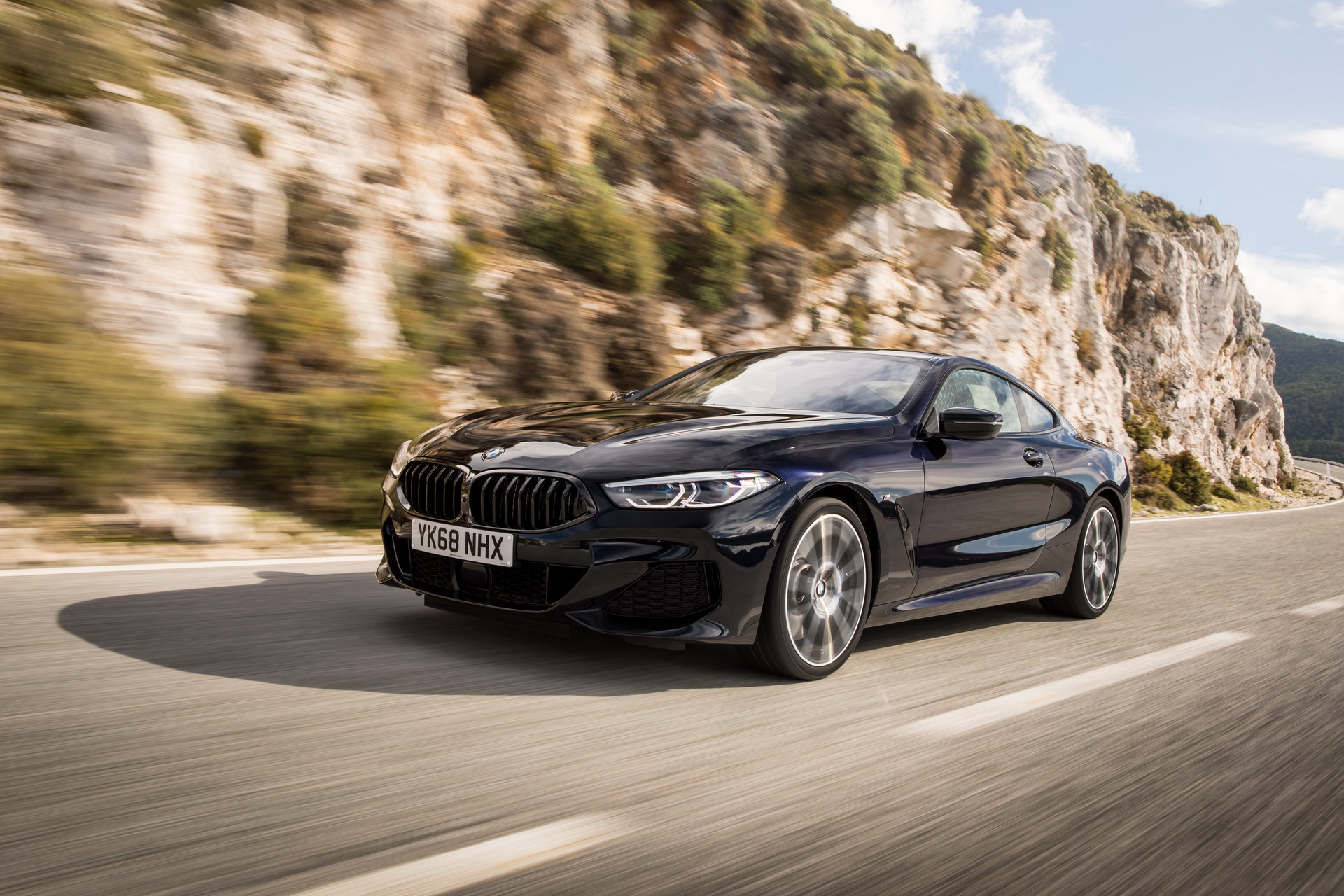 2019-BMW-8-Series-UK-34 2019 BMW 8-Series Coupe Lands In The UK Priced From £76,270