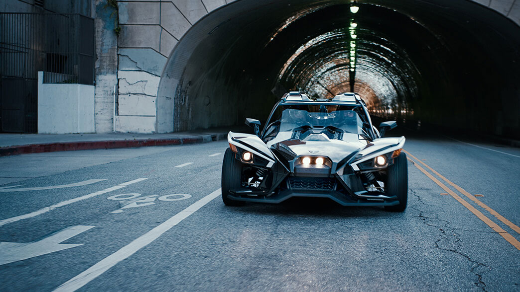 2019 polaris slingshot la show 25 2019 Polaris Slingshot Entertains Visitors At AutoMobility LA