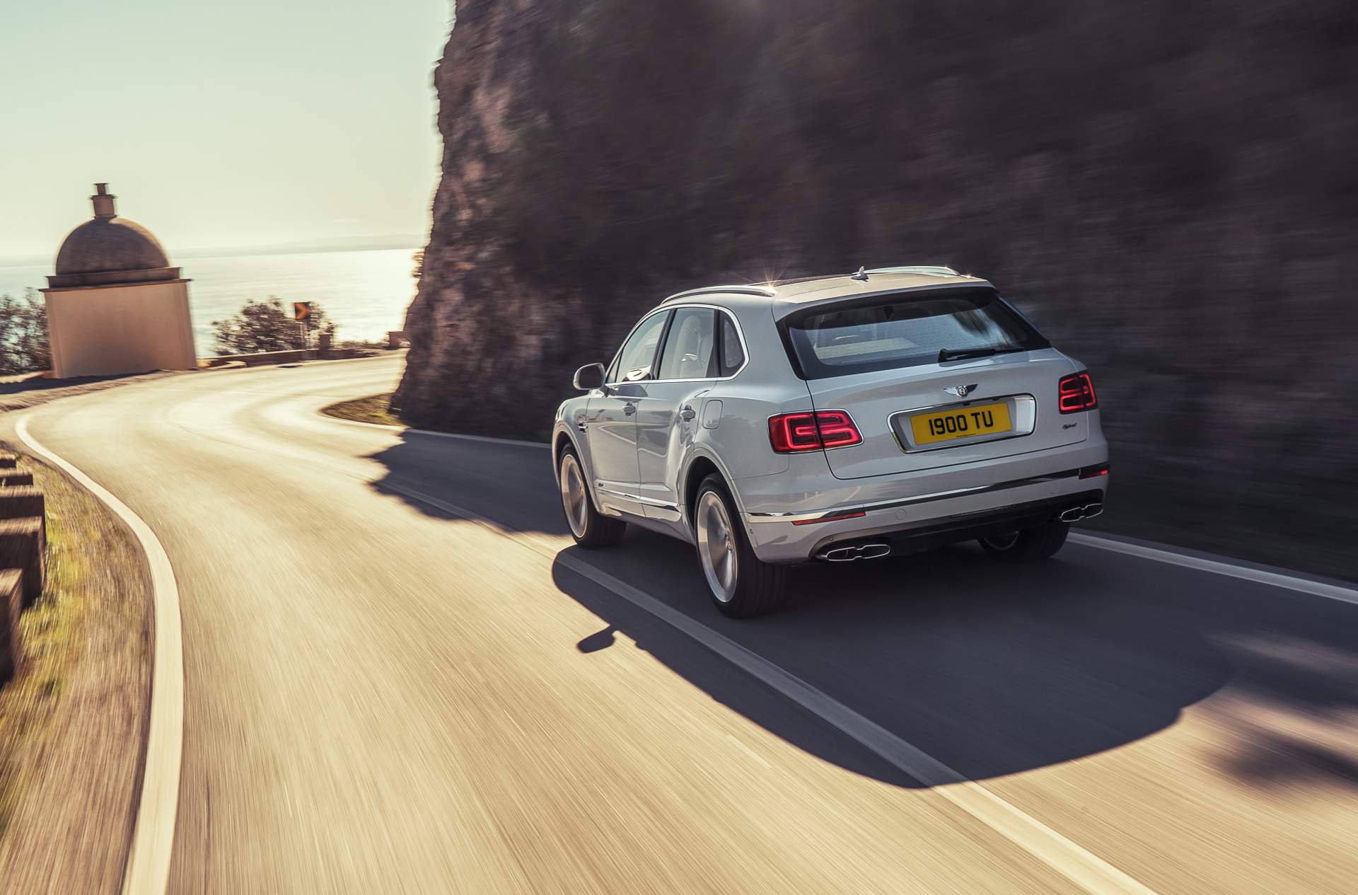 Bentley Bentayga Hybrid 3 WLTP Switch “Close To Catastrophic” For Bentley As It Lost 300-400 Bentayga Sales