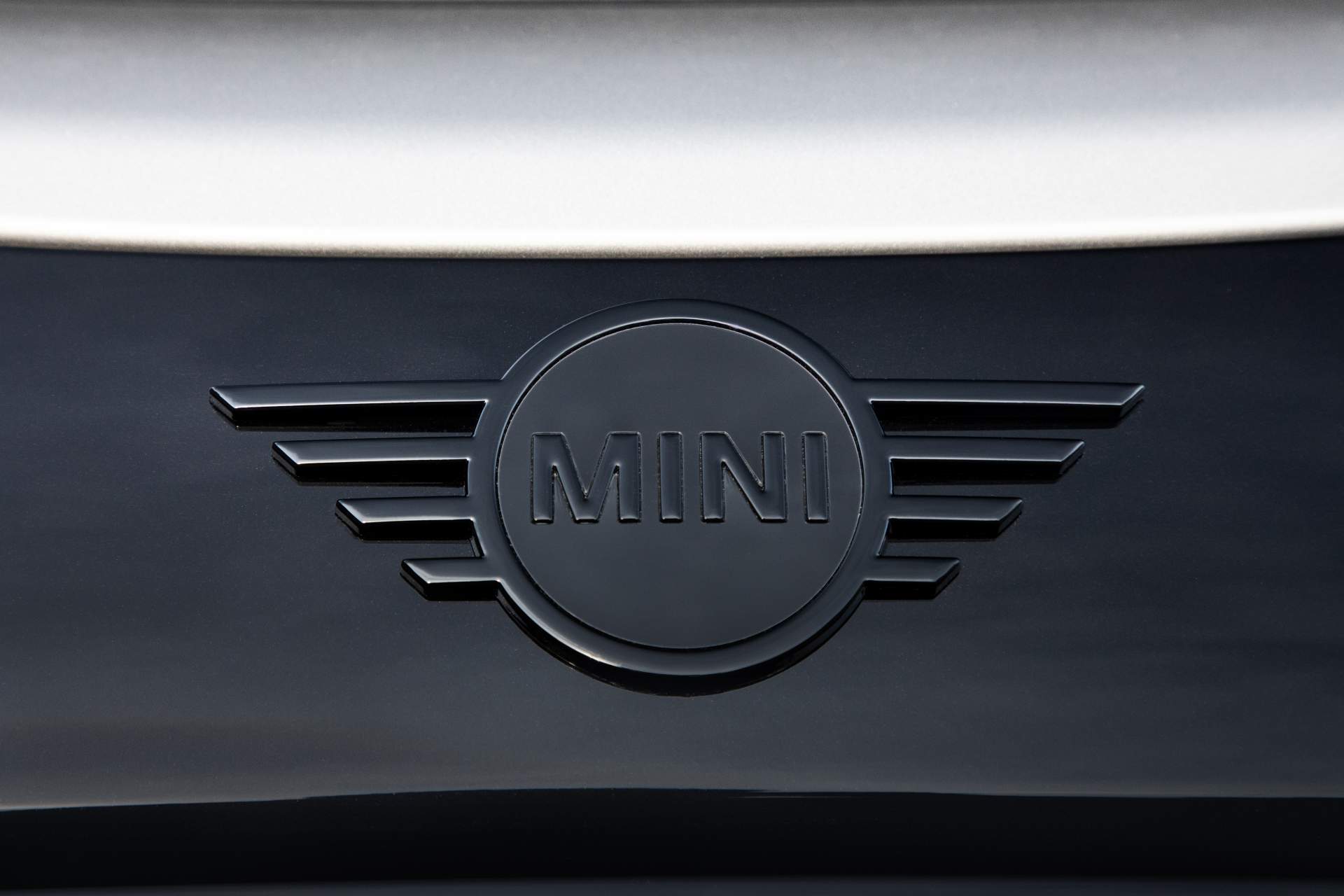 Mini John Cooper Works Knights Edition 10 Mini Brings JCW Knights Edition To LA Auto Show, Confirms JCW GP For 2020