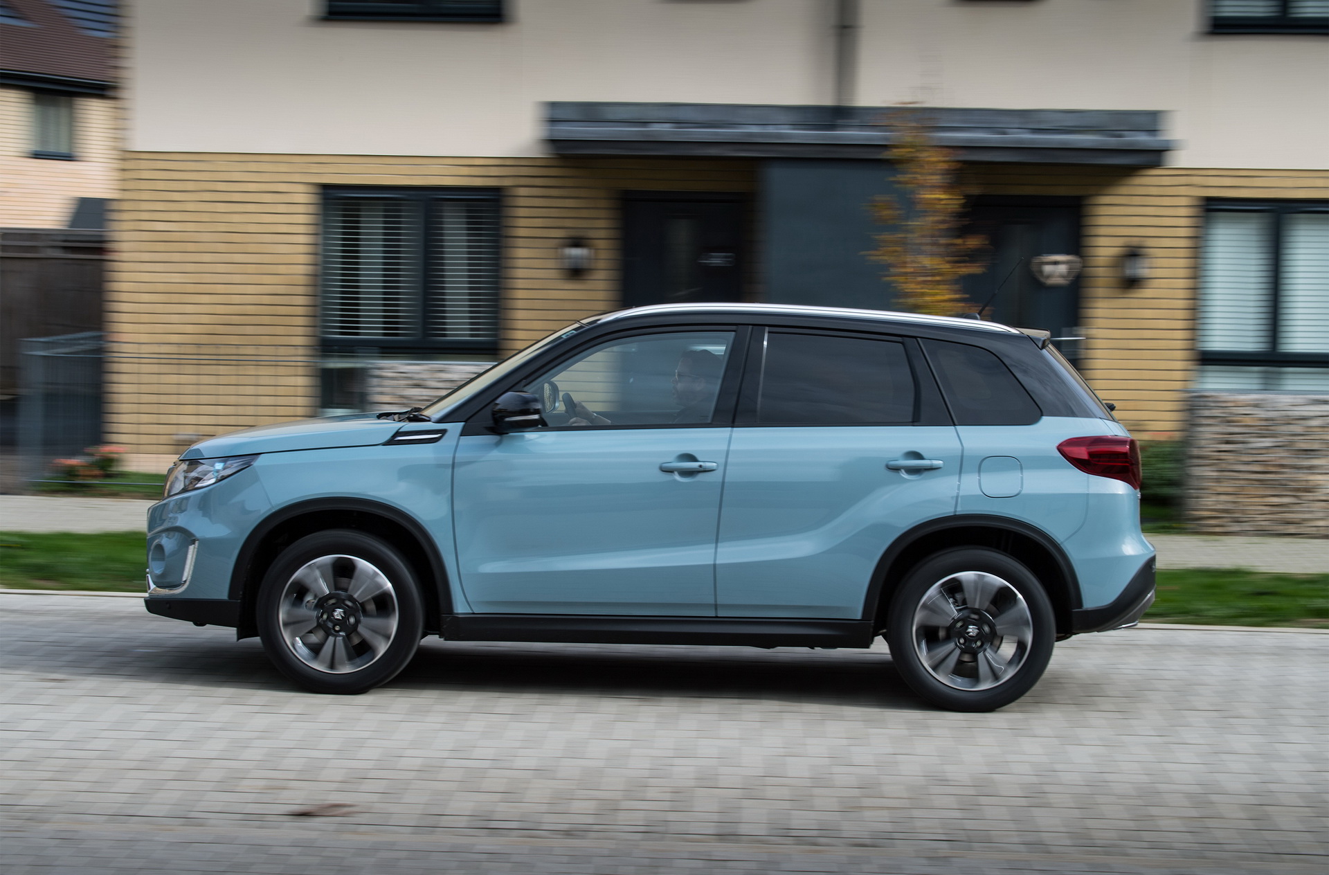 2019 suzuki vitara uk pricing 4 2019 Suzuki Vitara Goes On Sale In UK, Priced From £16,999