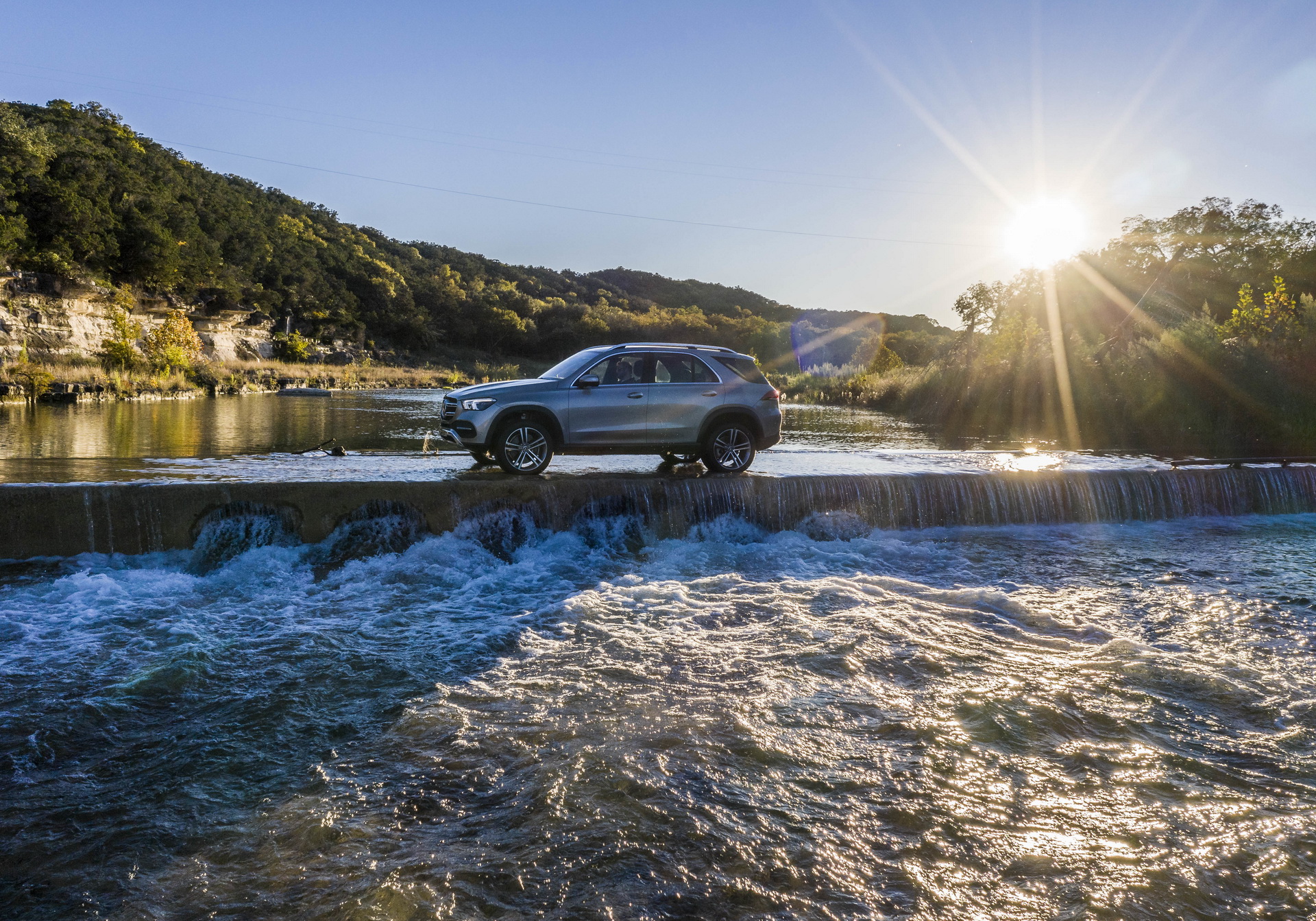 2019-Mercedes-GLE-51 2019 Mercedes GLE Detailed: More Tech, More Space, More Everything