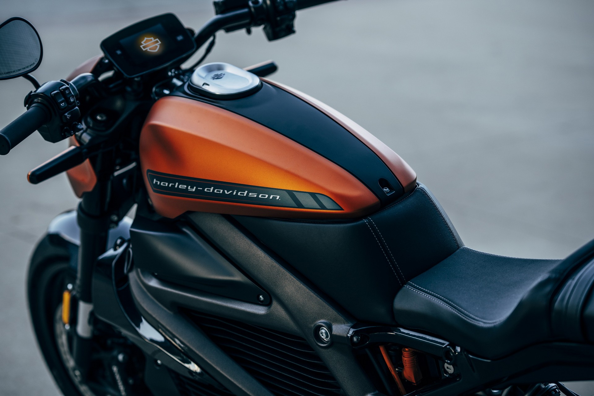 Harley-Davidson LiveWire-4 Harley-Davidson’s Electric LiveWire Bike Has 110 Mile Range, Costs $29,799