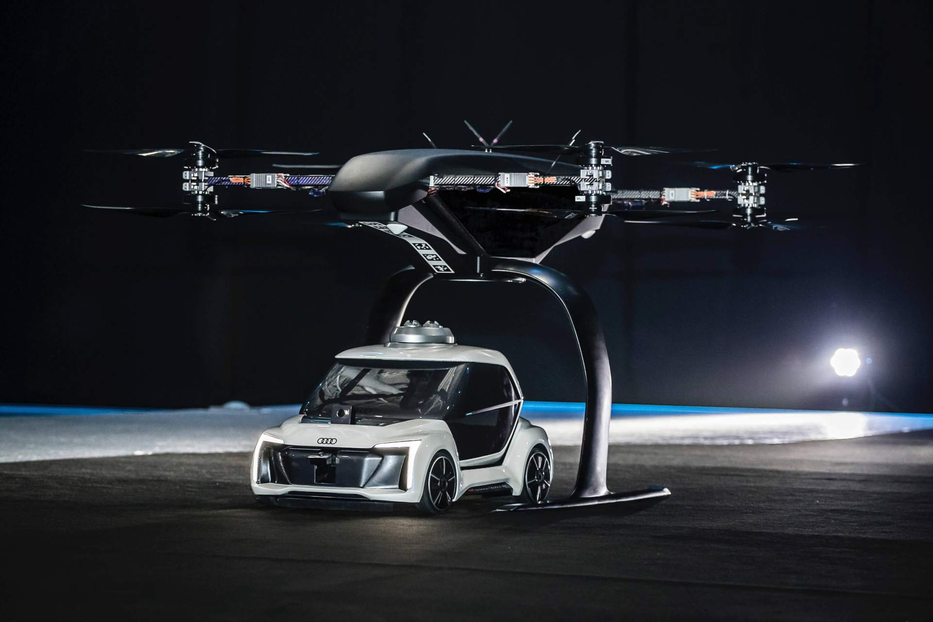 Audi, Airbus and Italdesign test Flying Taxi Concept Audi, AirBus And Italdesign’s Pop.Up Flying Taxi Concept Takes Off For The First Time