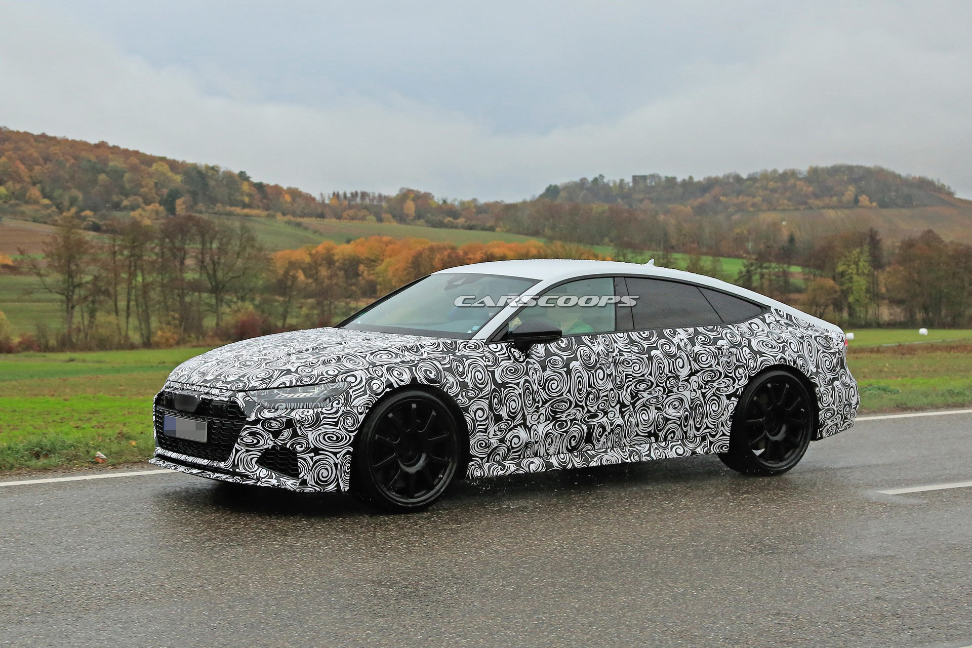 2020-Audi-RS7-3 2020 Audi RS7 Spotted Wearing Production Bodywork, Could Debut Next Year