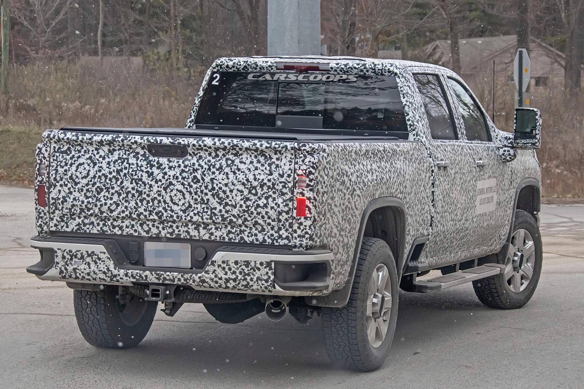 2020 Chevrolet Silverado HD spy shots 9 2020 Chevrolet Silverado HD Drops Heavy Camo To Show 1500-Inspired Design