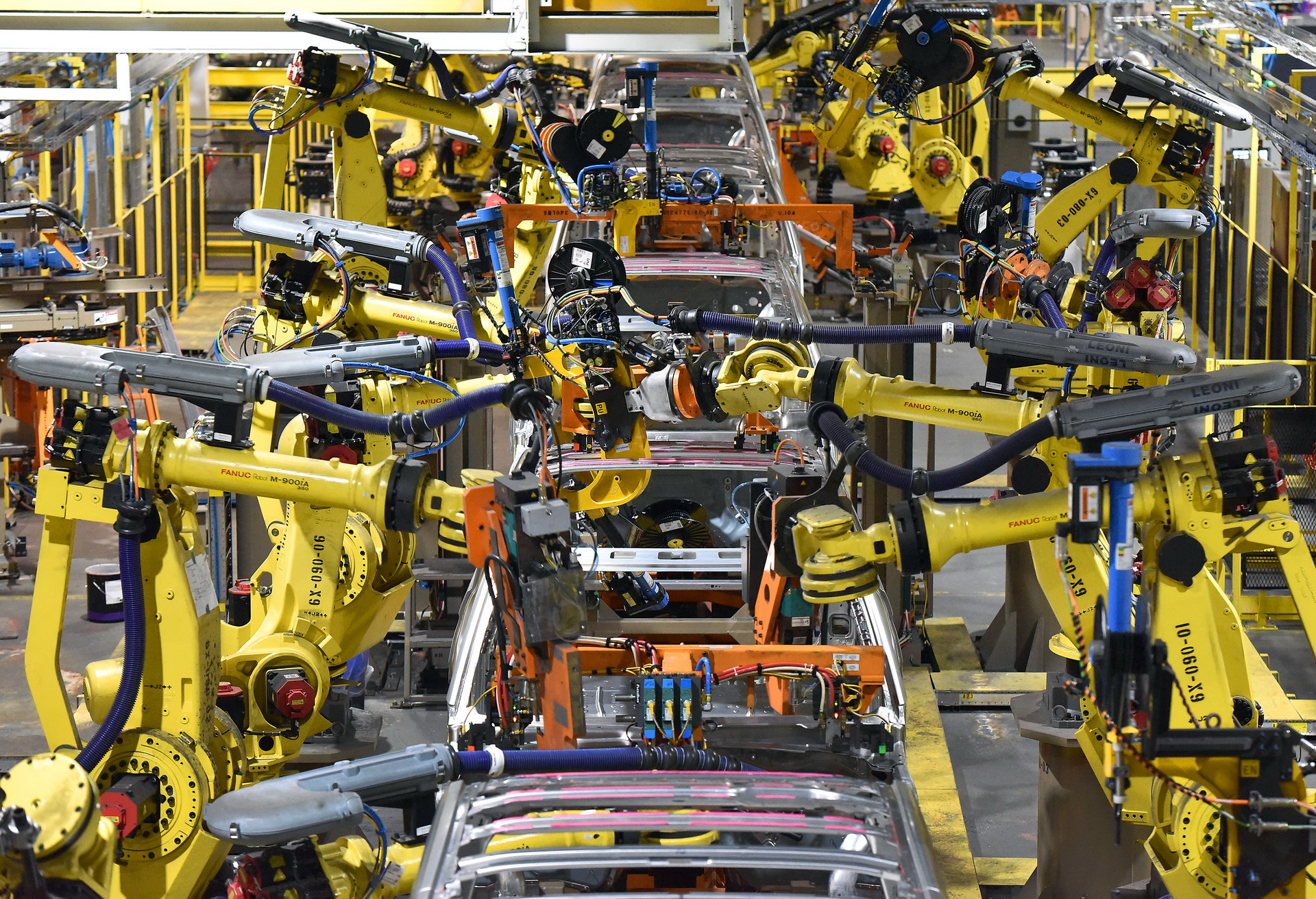 Ford-Production-04 Ford Cuts Shifts In Two US Factories But Will Not Fire Any Workers