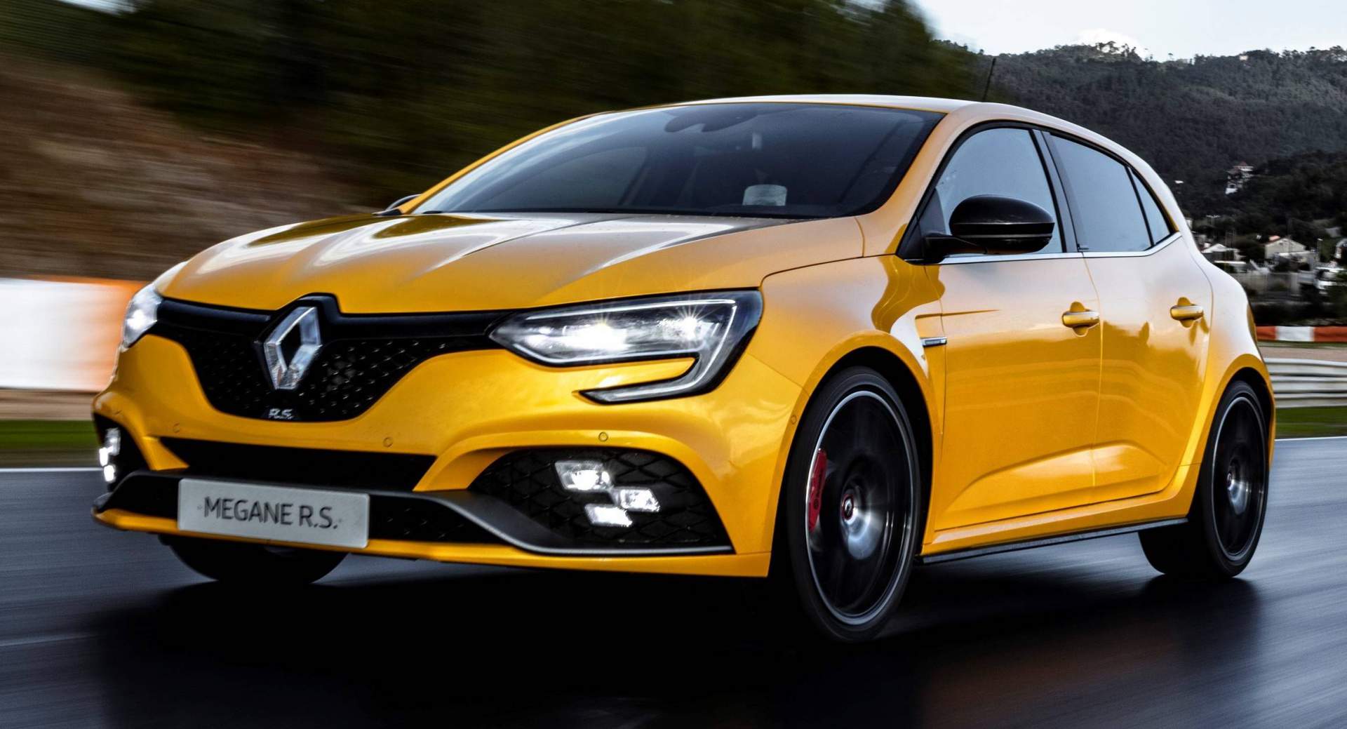 Hardcore 2019 Renault Megane RS Trophy Detailed In 60 New