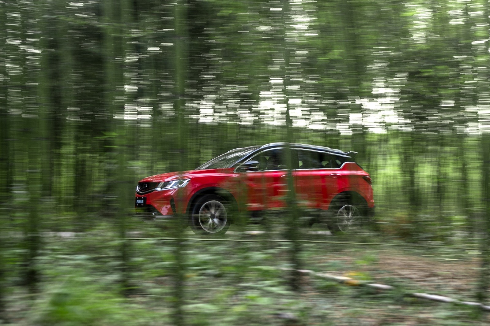 Geely Bin Yue-9 Geely Says Its New Bin Yue Crossover Has A Star Wars Inspired Interior