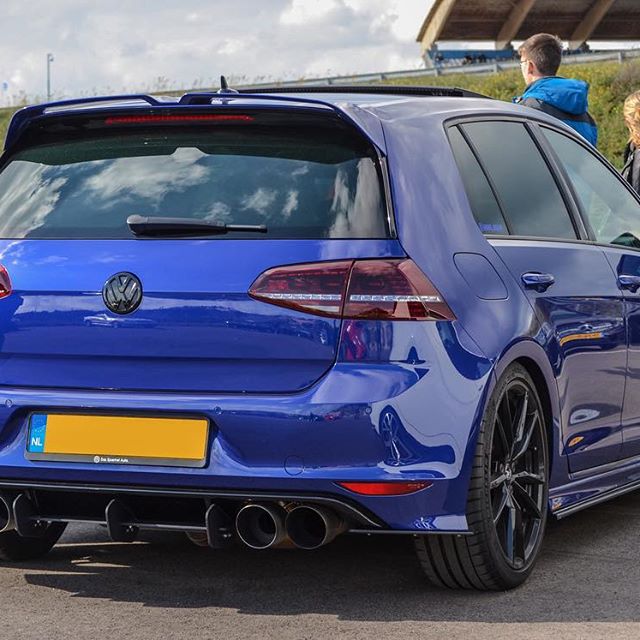 400PS+ VW Golf R Is Ready To Pick A Fight With AMG A45s And RS3s ...