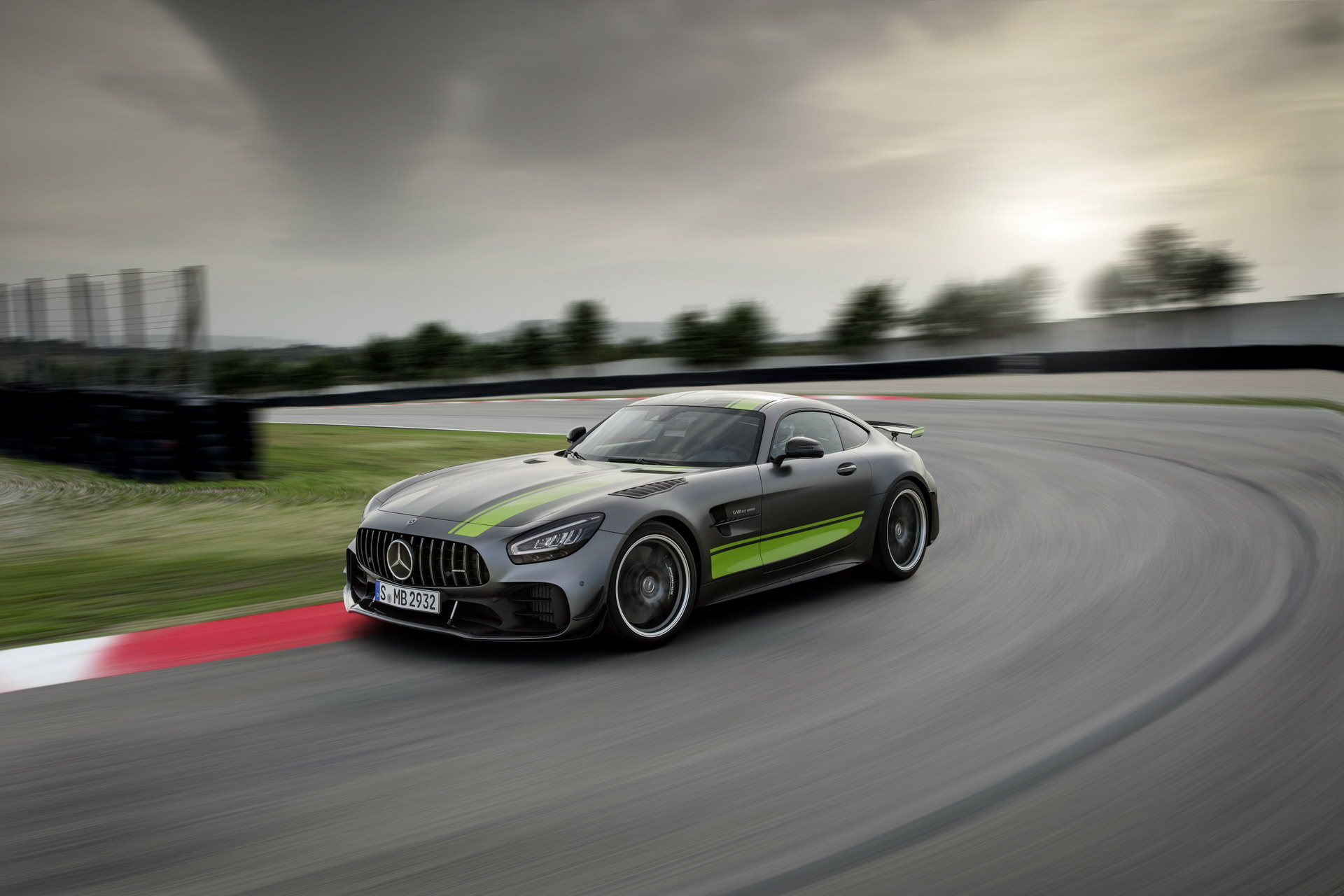 2020 Mercedes-AMG GT and AMG GT R PRO 74 2020 Mercedes-AMG GT R Pro Headlines Updated 2-Door GT Family