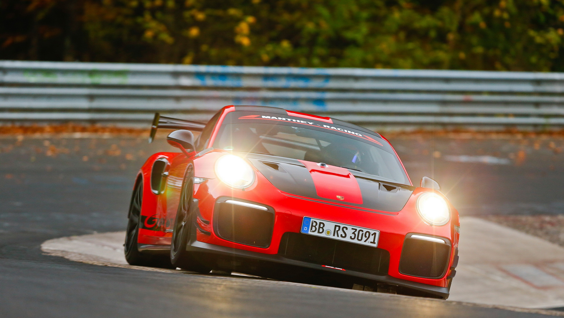 porsche 911 gt2 rs mr nurburgring lap record 2 Porsche 911 GT2 RS MR Claims The Throne Of The ‘Ring With A 6:40.3