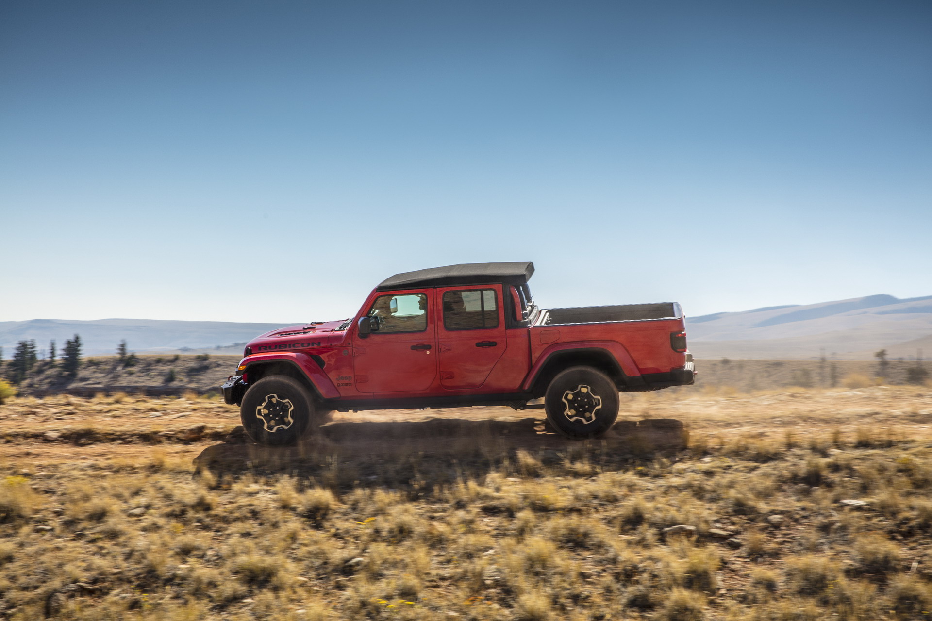 2020 Jeep Gladiator Truck 36 2020 Jeep Gladiator Just Can’t Wait To Tackle Some Off-Road Trails