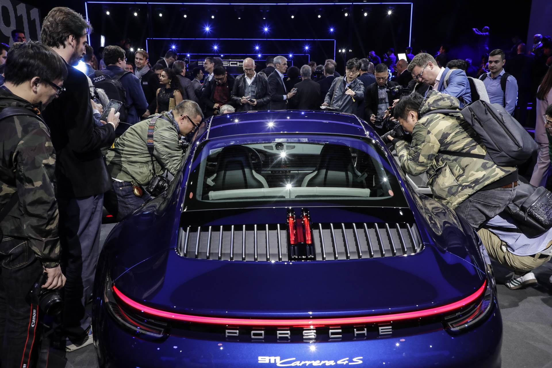 2020-Porsche-911-33 2020 Porsche 911: Take A Detailed Video Tour Around The All-New 992