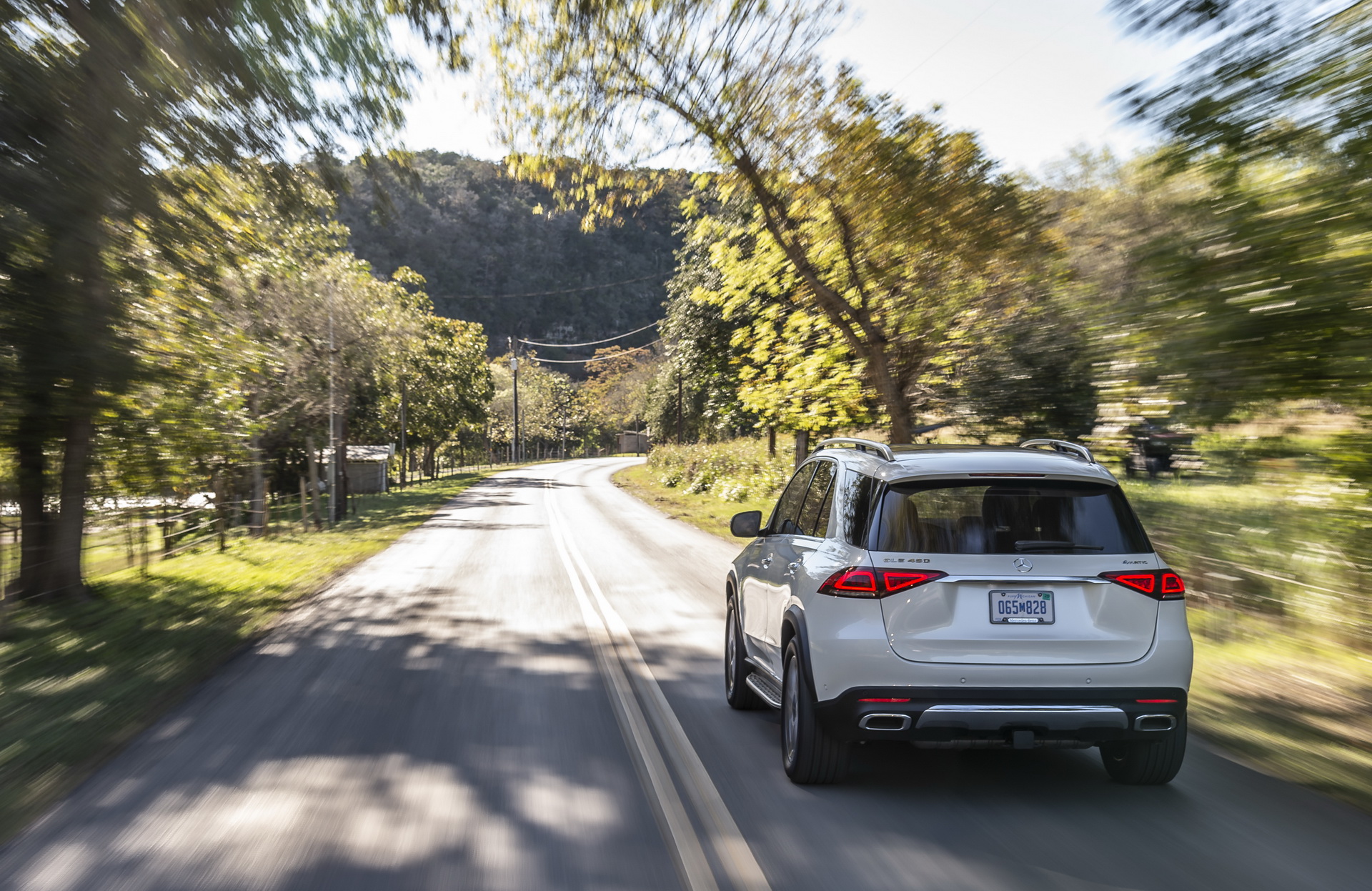 2019-Mercedes-GLE-28 2019 Mercedes GLE Detailed: More Tech, More Space, More Everything