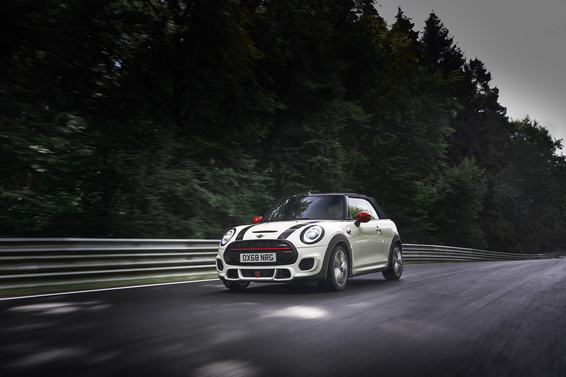 2019-Mini-Cooper-S-JCW-27 Mini Reveals Updated 2019 Cooper S JCW For Europe