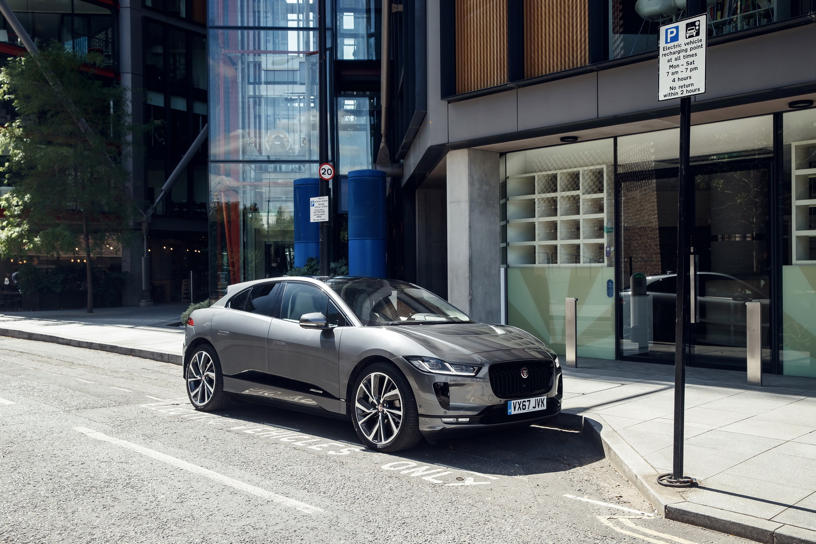 jaguar i-pace 2 Jaguar Land Rover To Skip 2019 Geneva Motor Show To Save Money As Sales Drop