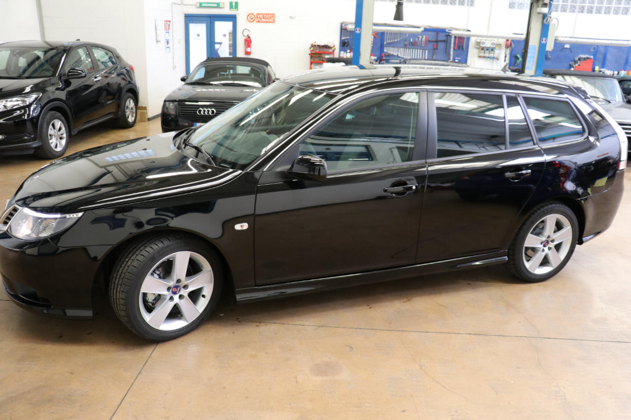 2011 Saab 9-3 SportCombi 1 World’s Last Brand New Saab Is A 9-3 Wagon Selling For €31,000