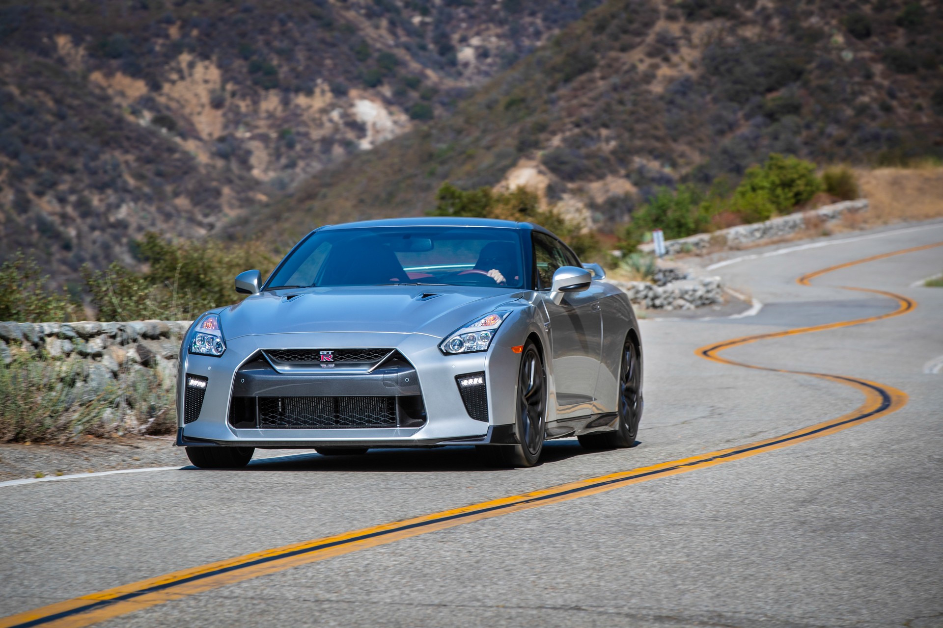 2019 Nissan GT-R-5 2019 Nissan GT-R Lands In U.S. Dealerships For A Tad Under $100,000