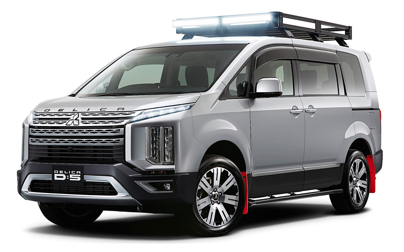 mitsubishi delica d5 and others tokyo 2019 1 New Mitsubishi Delica D:5 Minivan Wants To Take Your Kid’s Soccer Team Off-Road