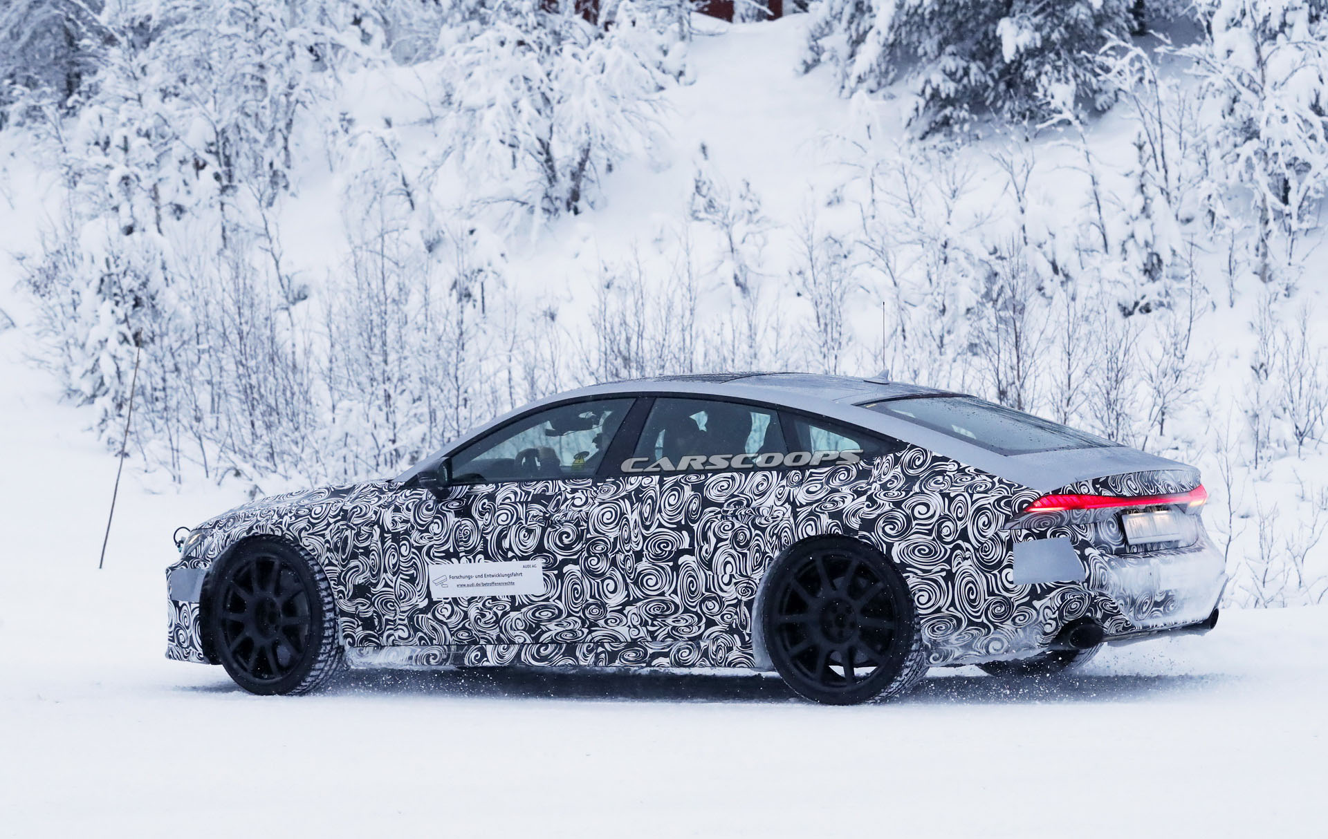 2019-Audi-RS7-Scoop-25 2020 Audi RS7 Spotted Near The Arctic Circle, Will Get Over 600-HP
