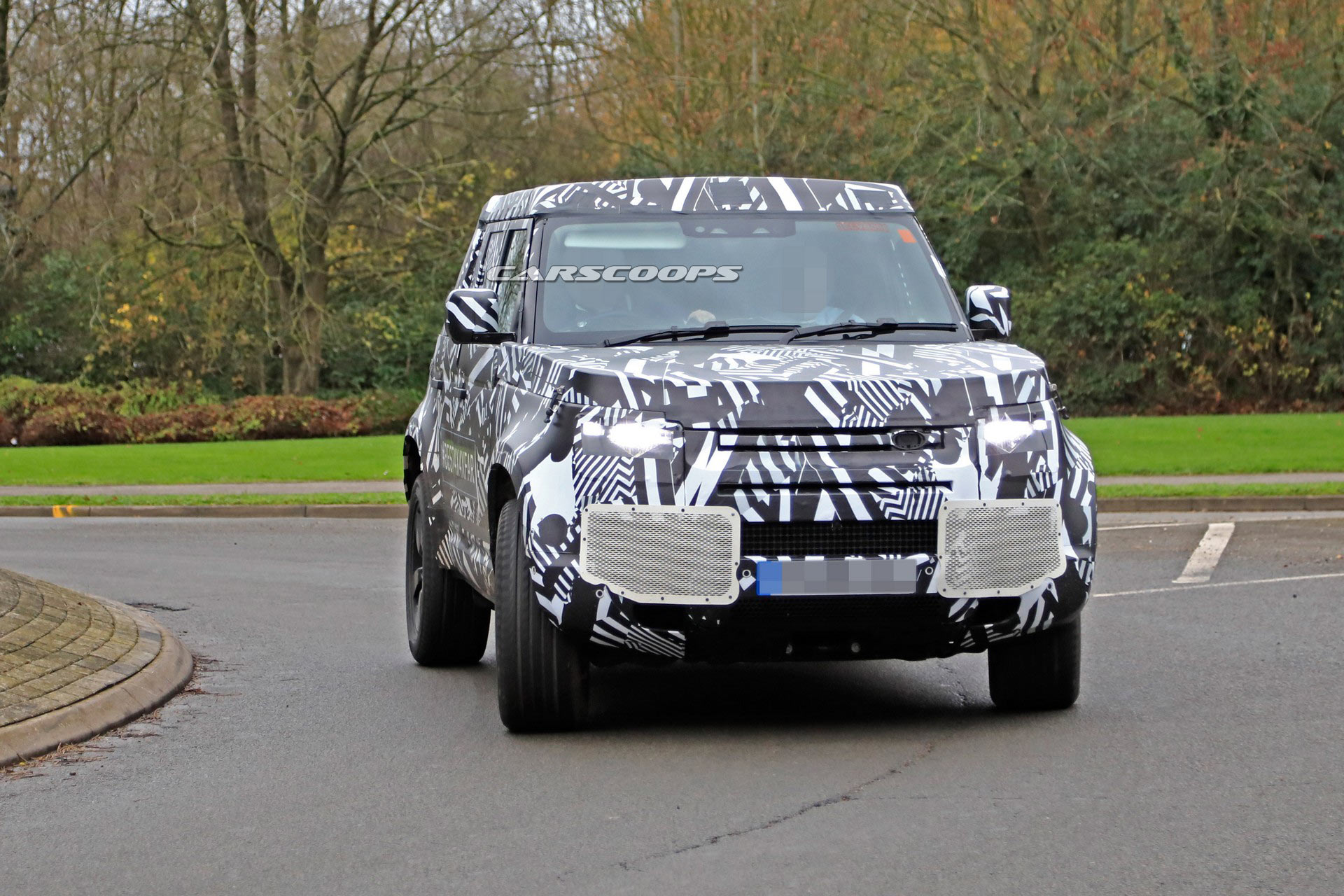 2020-Land-Rover-Defender-18 2020 Land Rover Defender Teased, Could Debut Next Year