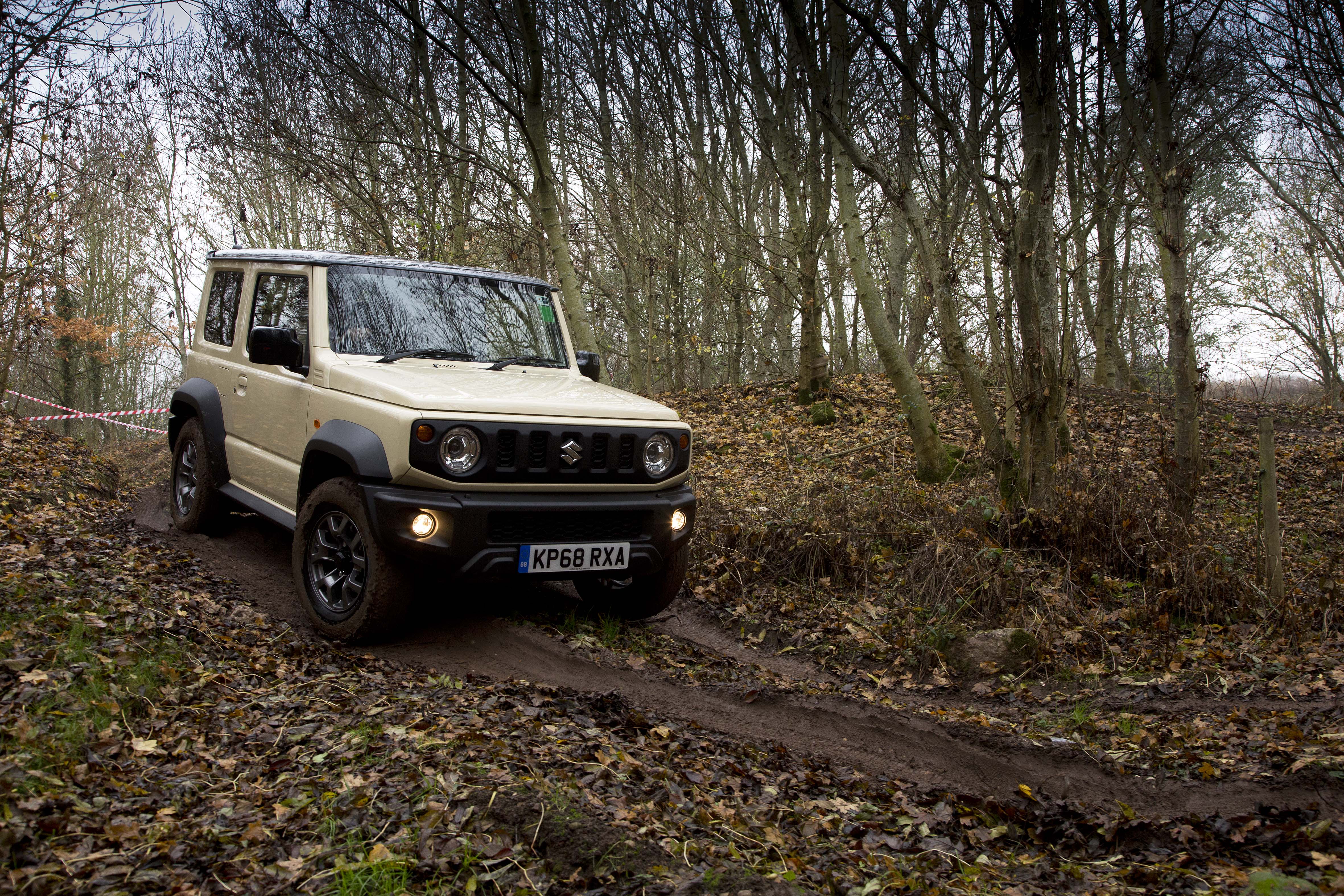 2019-Suzuki-Jimny-12 Suzuki Jimny’s Demand Is So Strong Some UK Dealers Have Stopped Taking Deposits