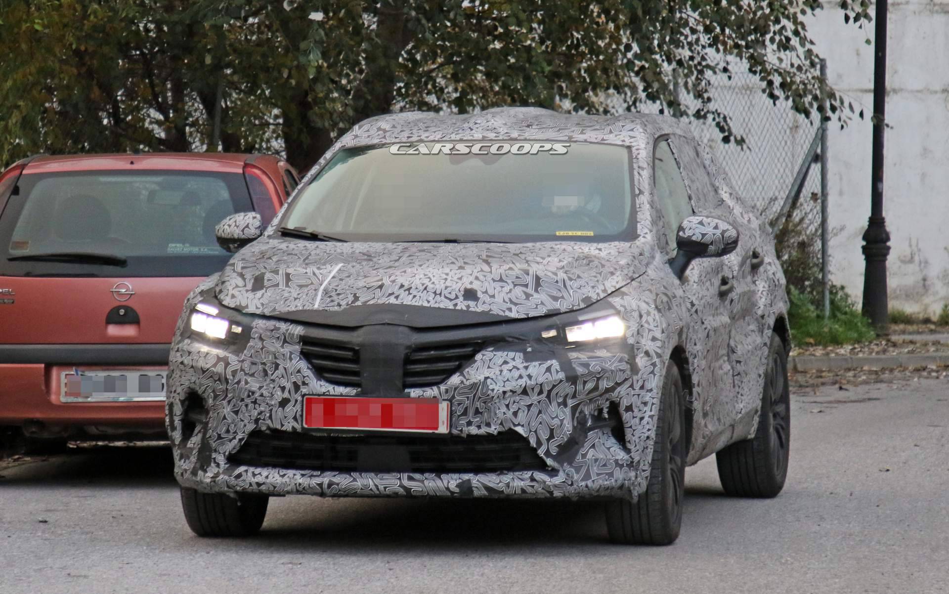 2019 Renault Captur spy shots 9 Fully-Camouflaged 2019 Renault Captur Goes Out Into The World