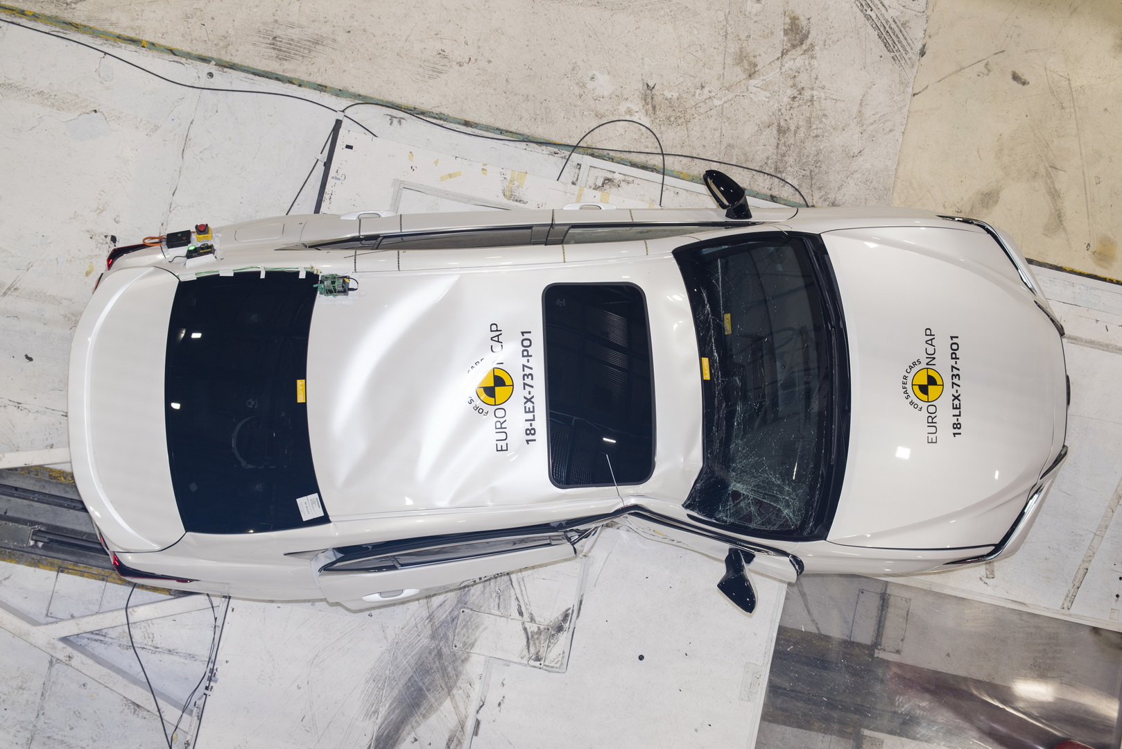 lexus es euro ncap 1 Euro NCAP: 2018 Best In Class Cars Announced
