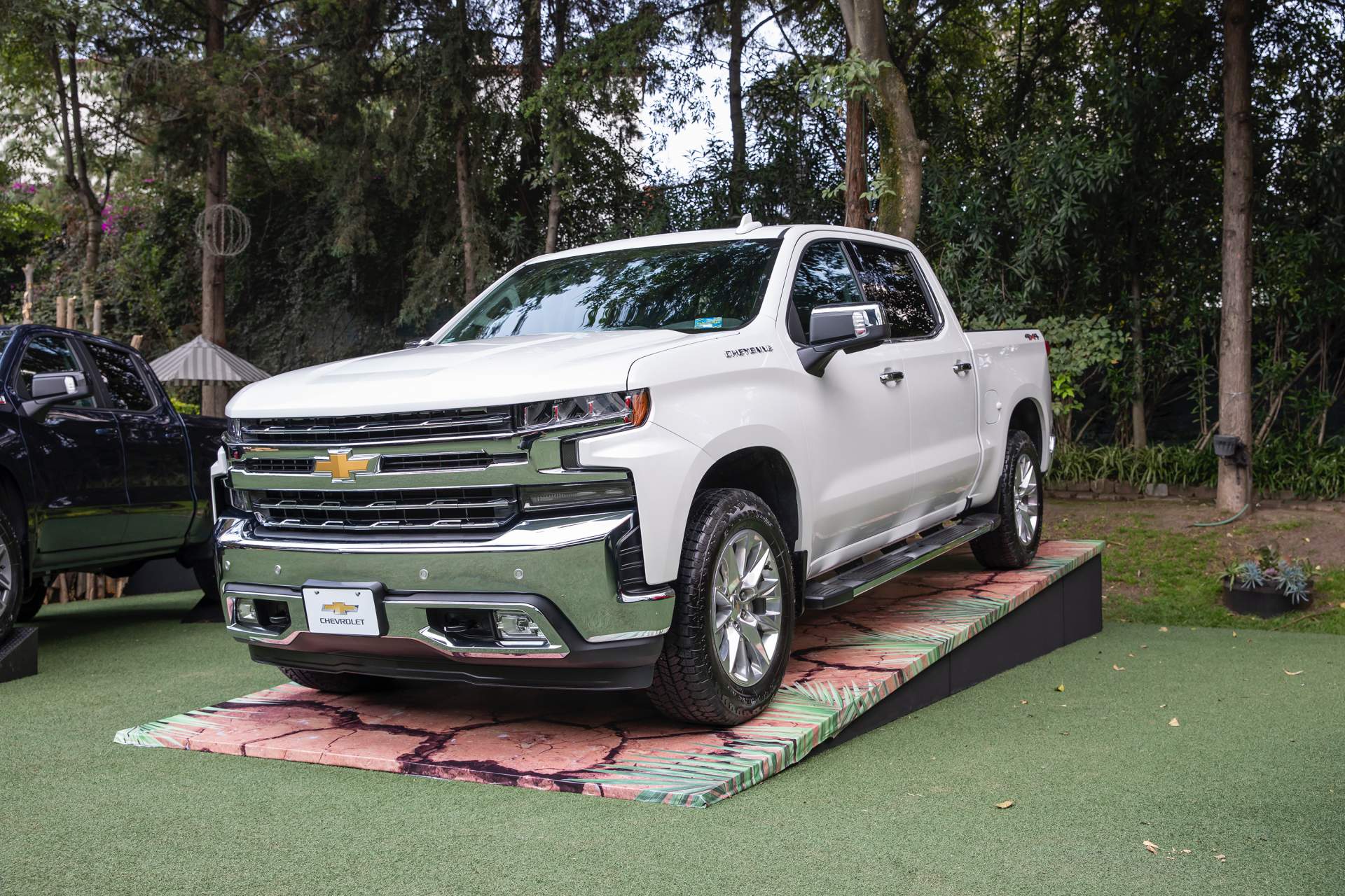 Chevrolet Cheyenne - 2019 Don’t Show This To Trump: GM Becomes Mexico’s Largest Automaker And Exporter