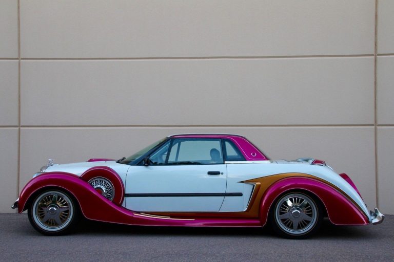 This Weird Retro Riley Contraption Has A Rear-Mounted Cadillac V8 ...