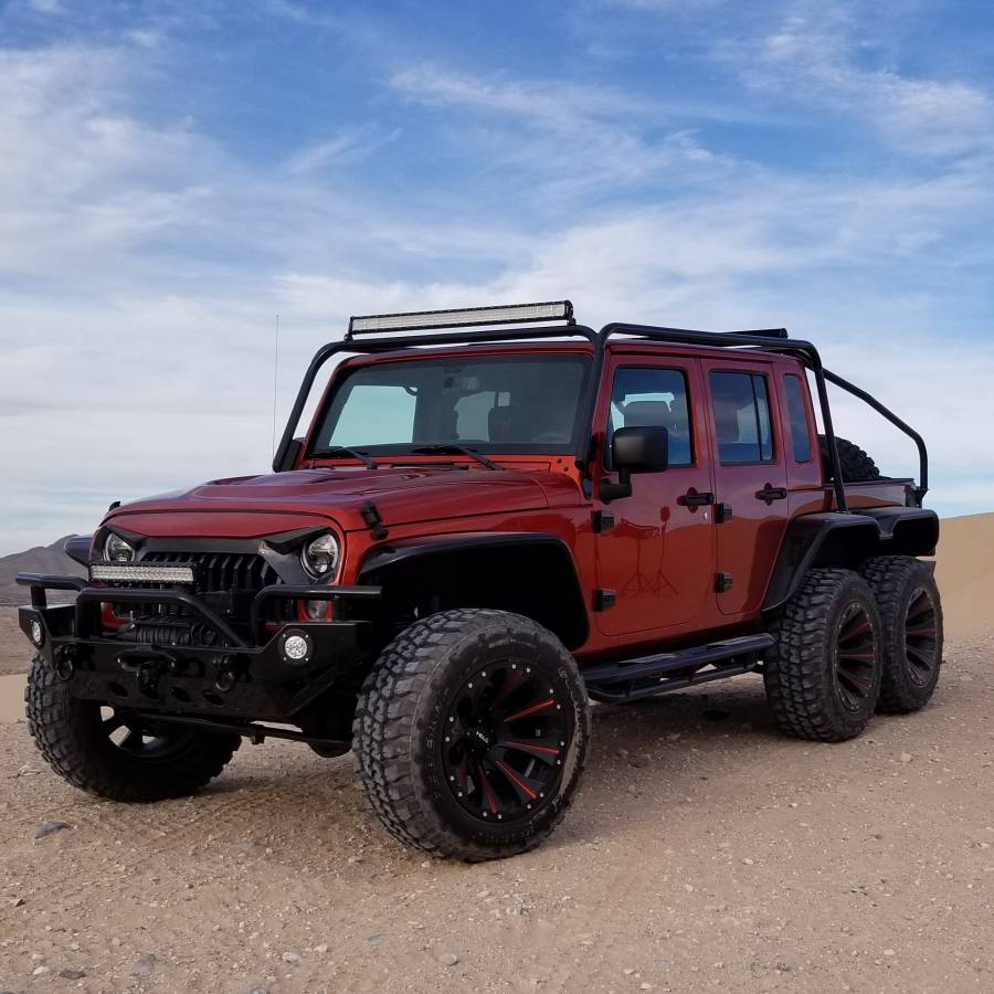 Jeep Wrangler JK Hellcat 6x6 4 Hellcat-Powered 2017 Jeep Wrangler 6×6 Will Set You Back $290,000