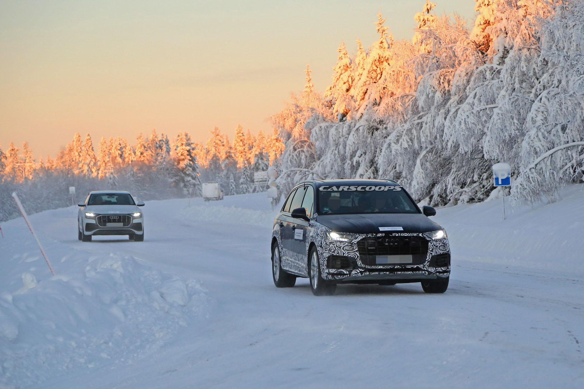 2020-Audi-Q7-SQ7-Facelift-10 2020 Audi Q7 Facelift Spotted Testing On Cold-Weather Conditions