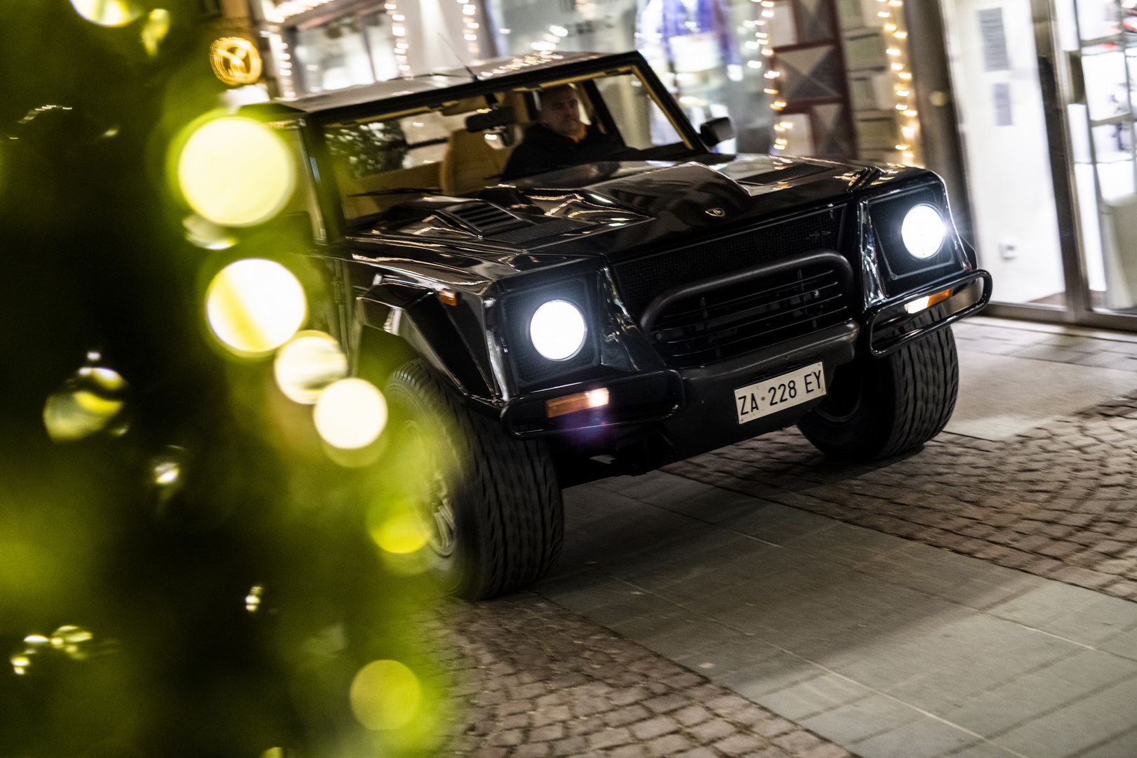 lamborghini urus lm002 37 Lamborghini Urus Convoy Embarks On Special Journey, LM002 Leads The Pack