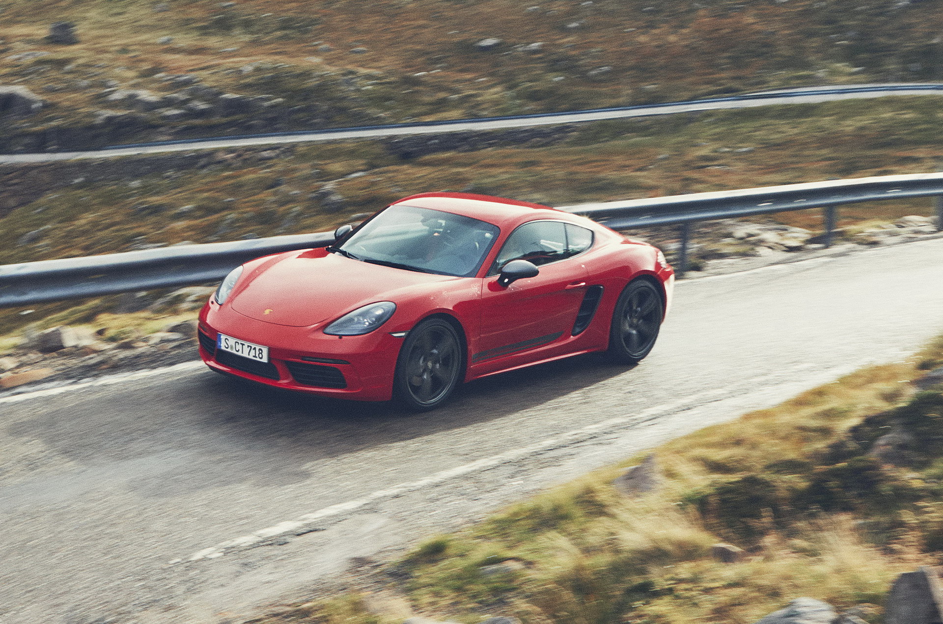 New Porsche 718 T 01 New Porsche 718 T Boxster And Cayman Bring Some Zing To 4-Cylinder Turbo Range